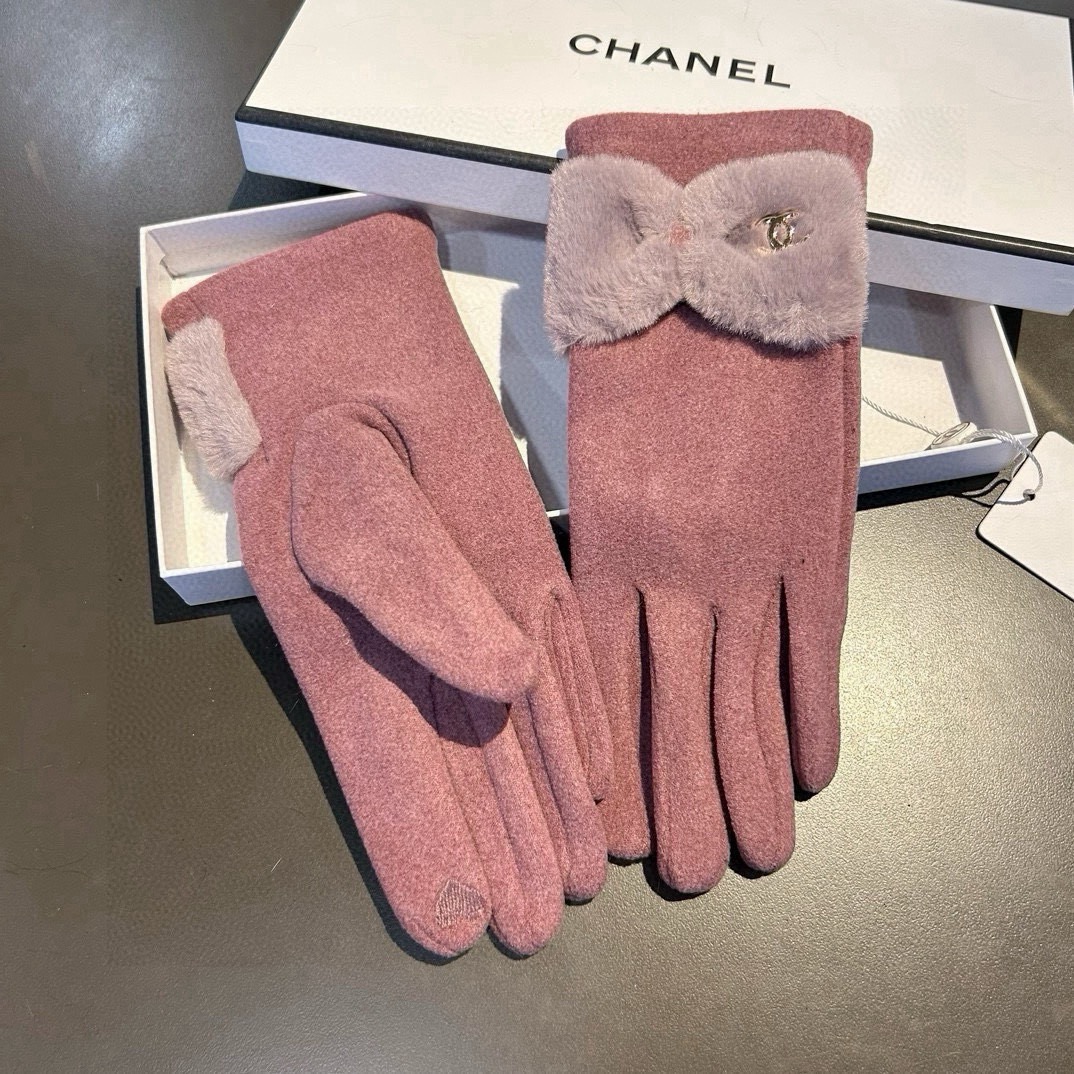 Chanel Gloves