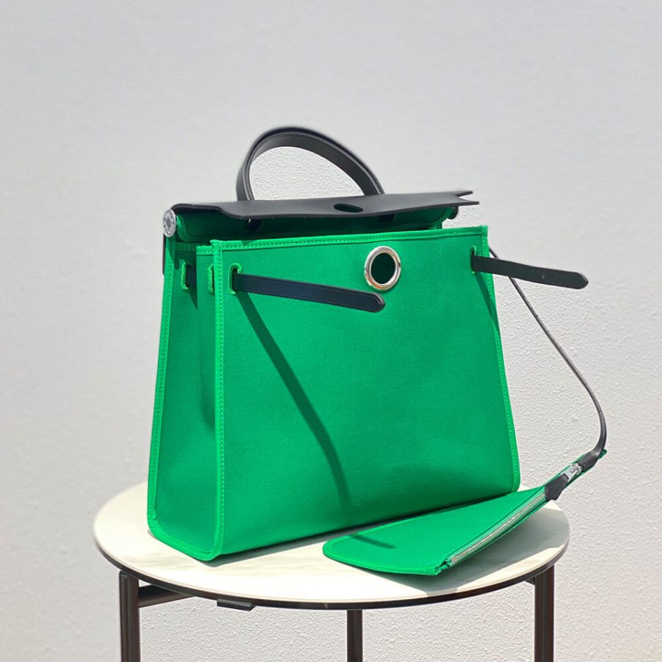 HERMES Herbag Zip 31 bag