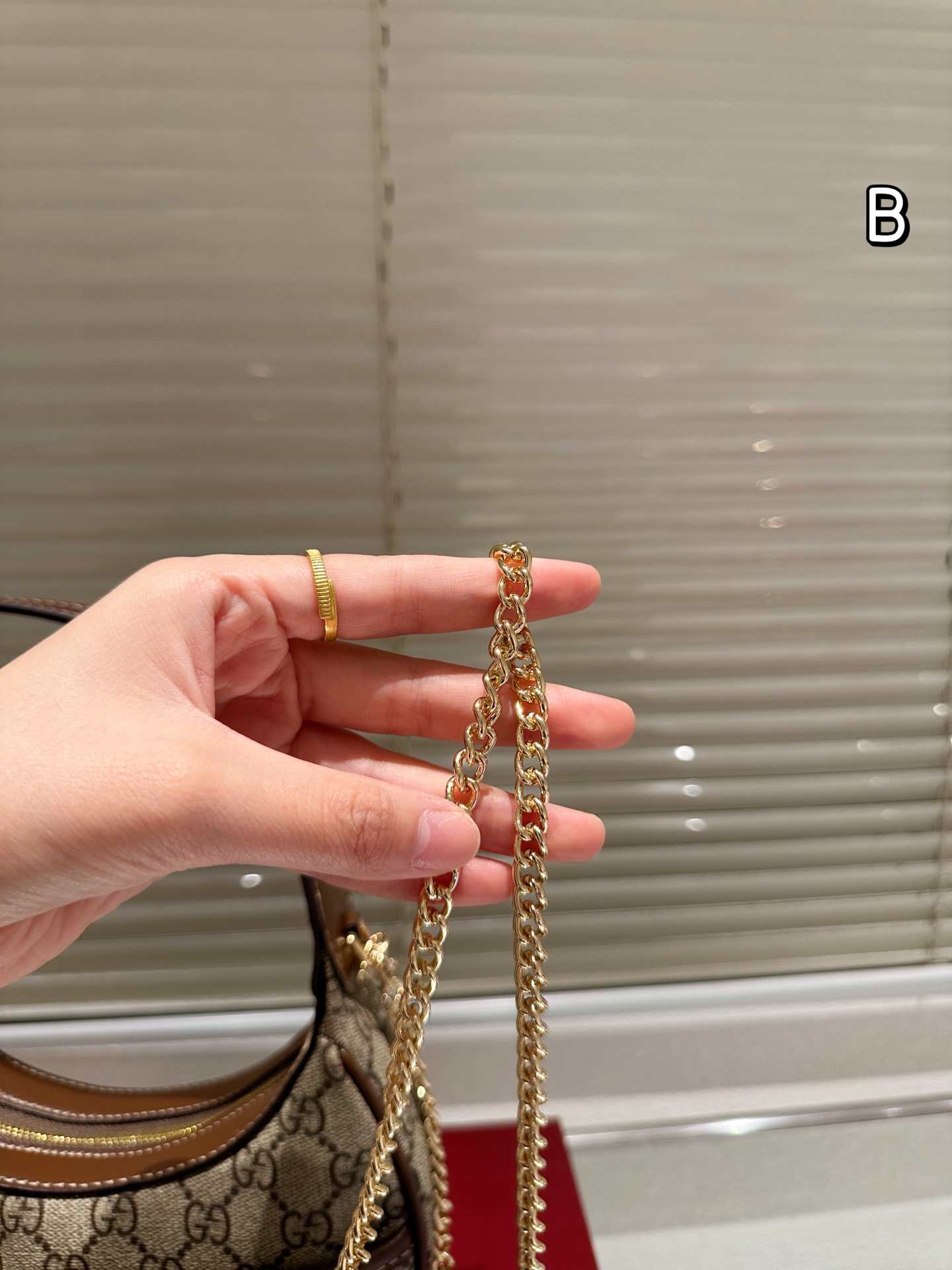 GG Marmont Handle Bag
