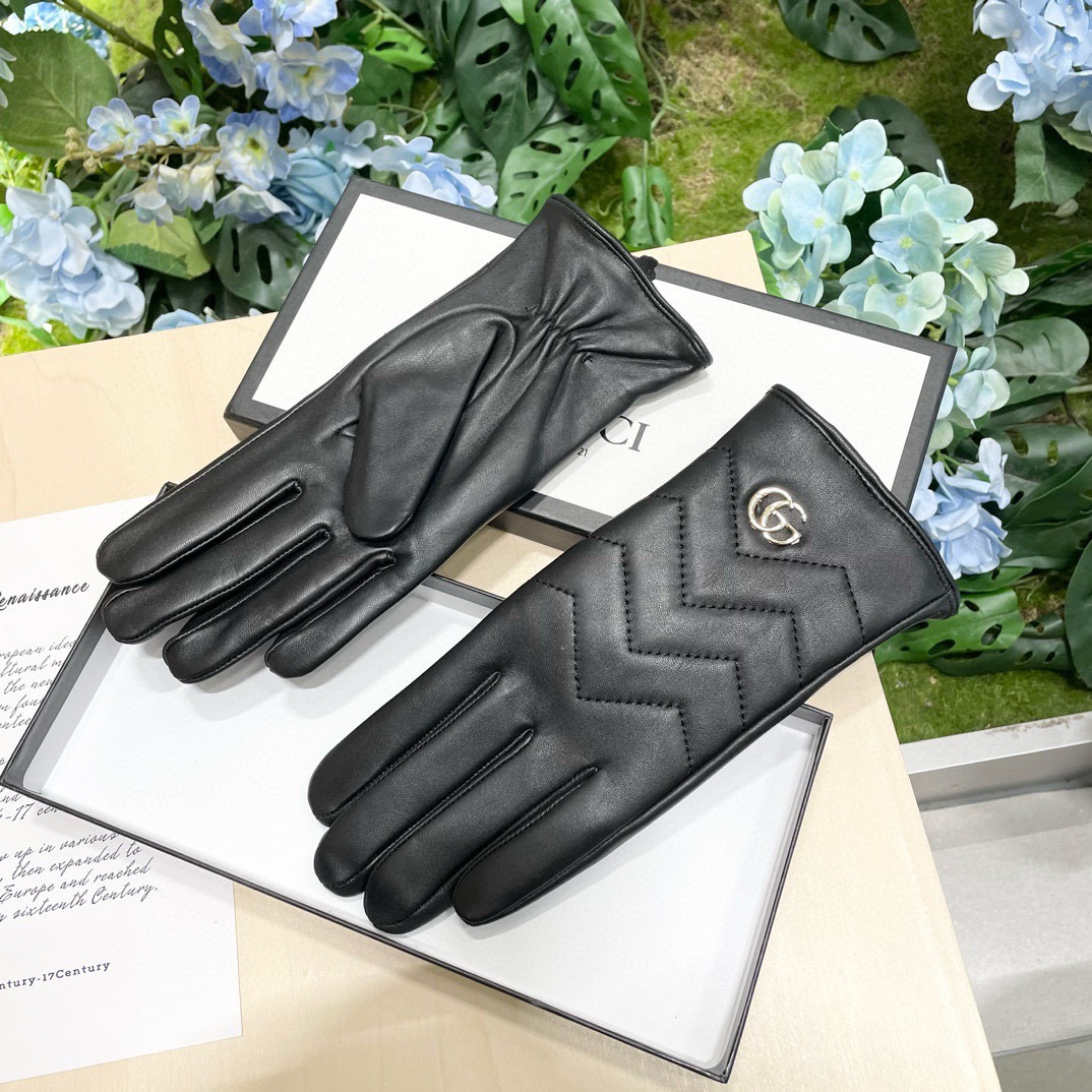 Gucci Gloves