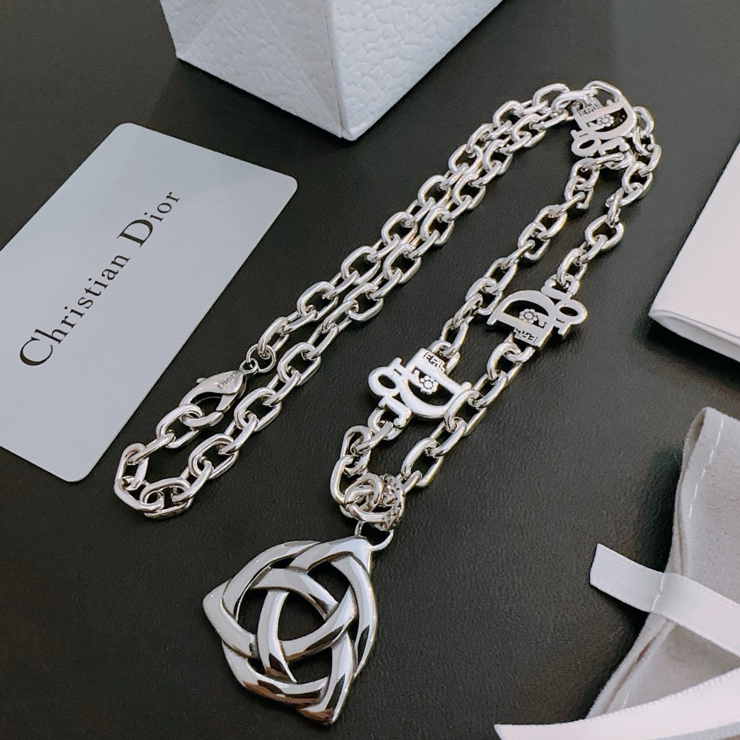 DIOR Necklace130