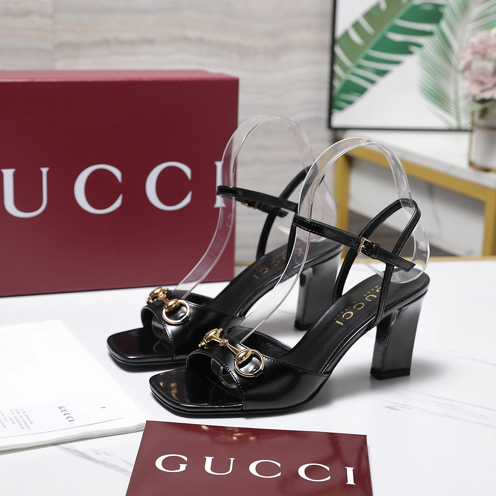 GUCCI New Spring Saddle-Strap Sandals