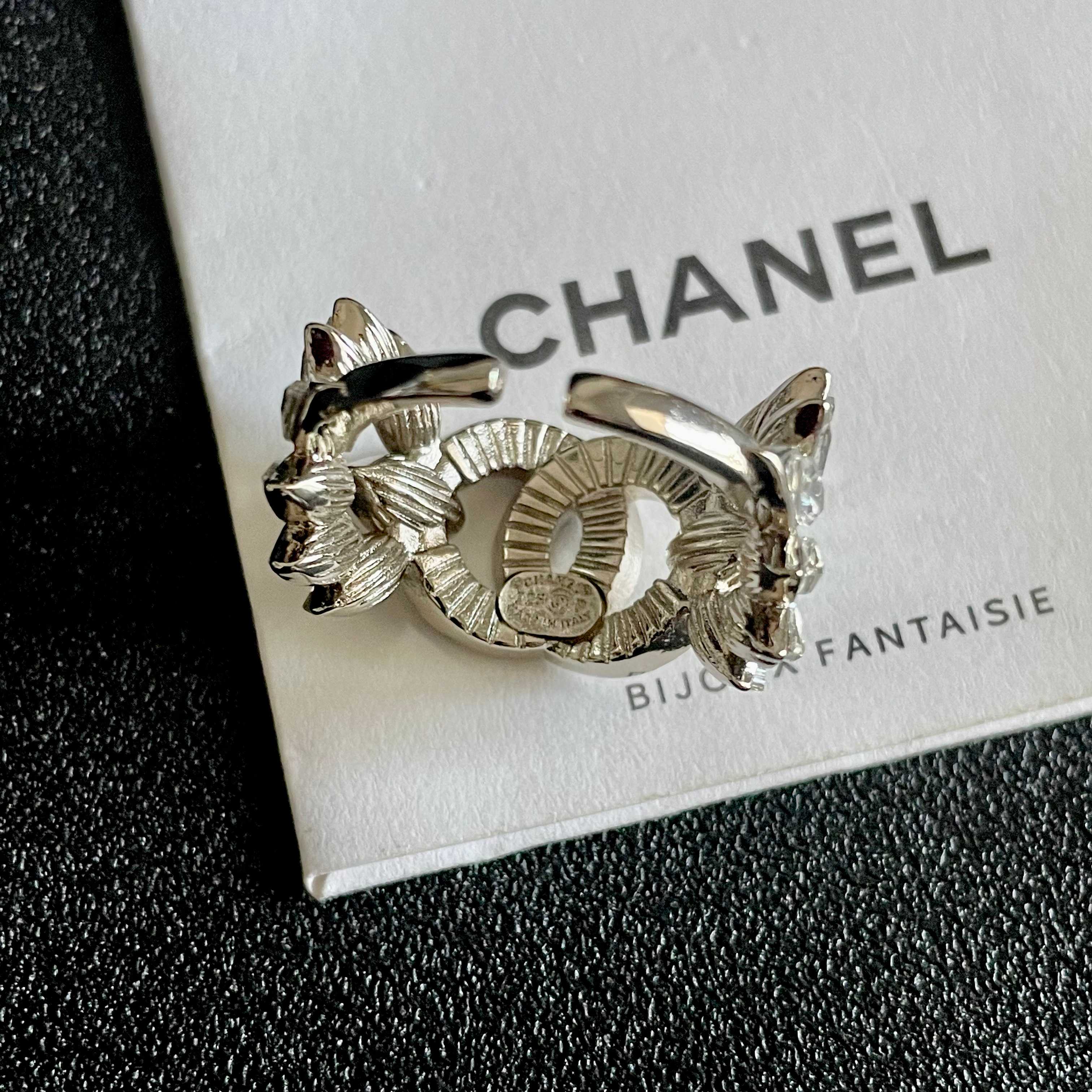 Chanel Ring