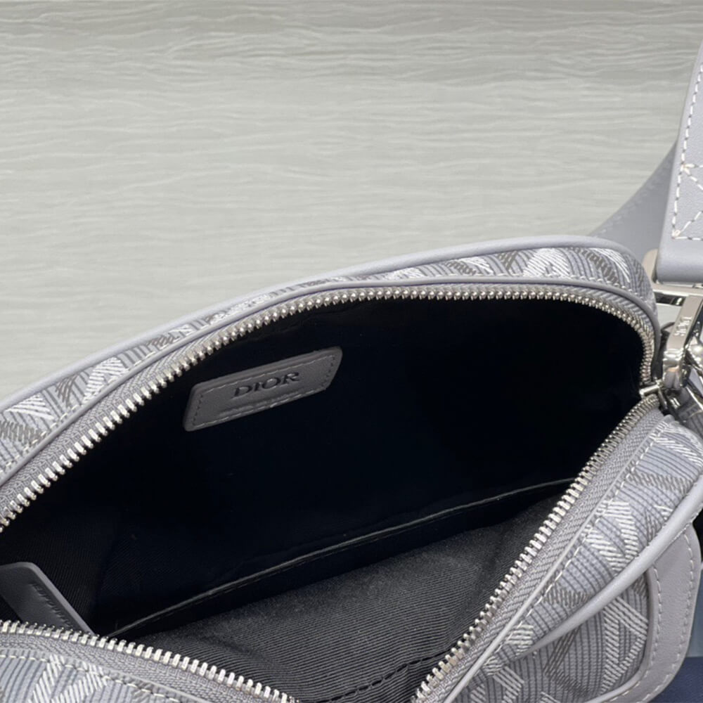 DIOR HIT THE ROAD MESSENGER POUCH