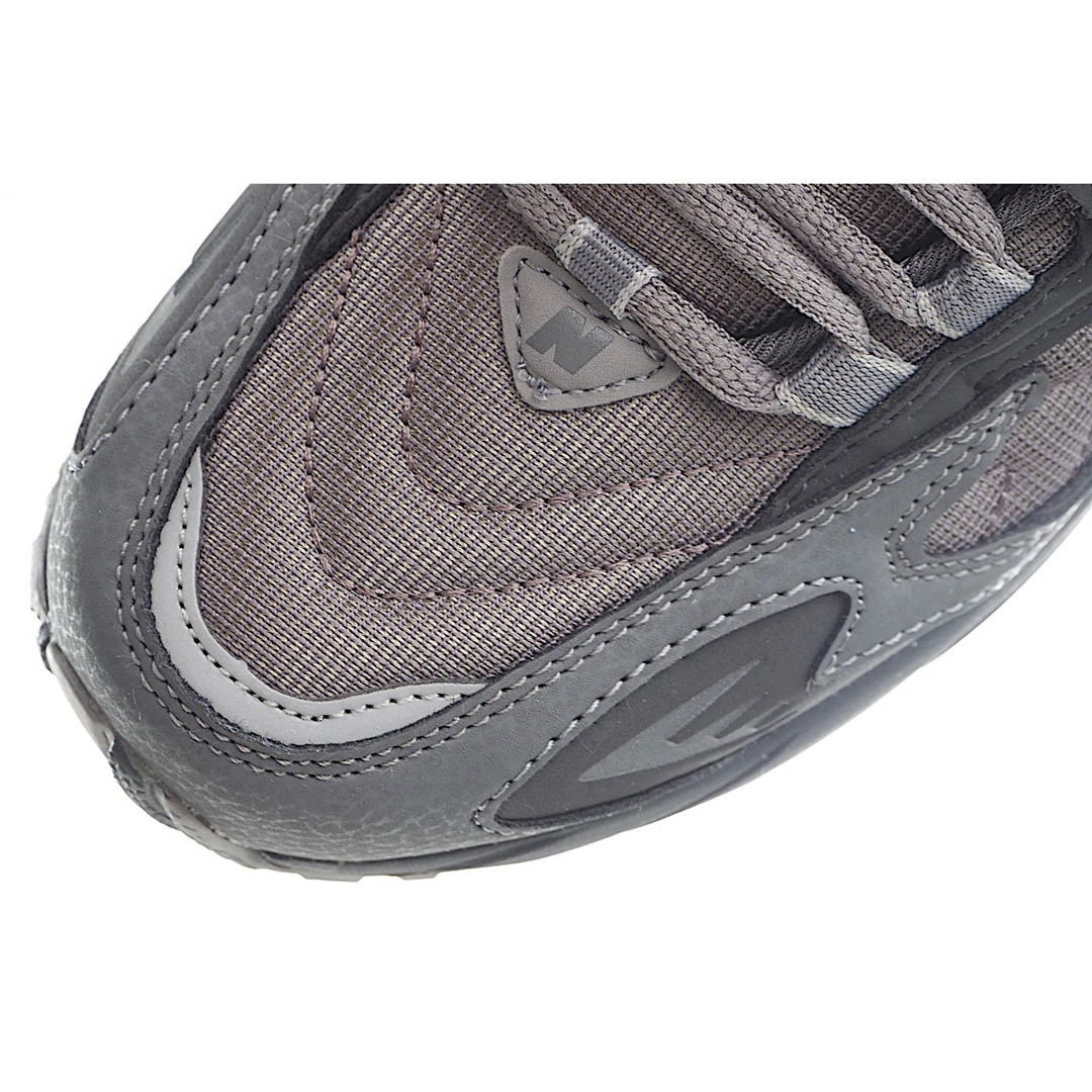 New Balance Casual Sneakers