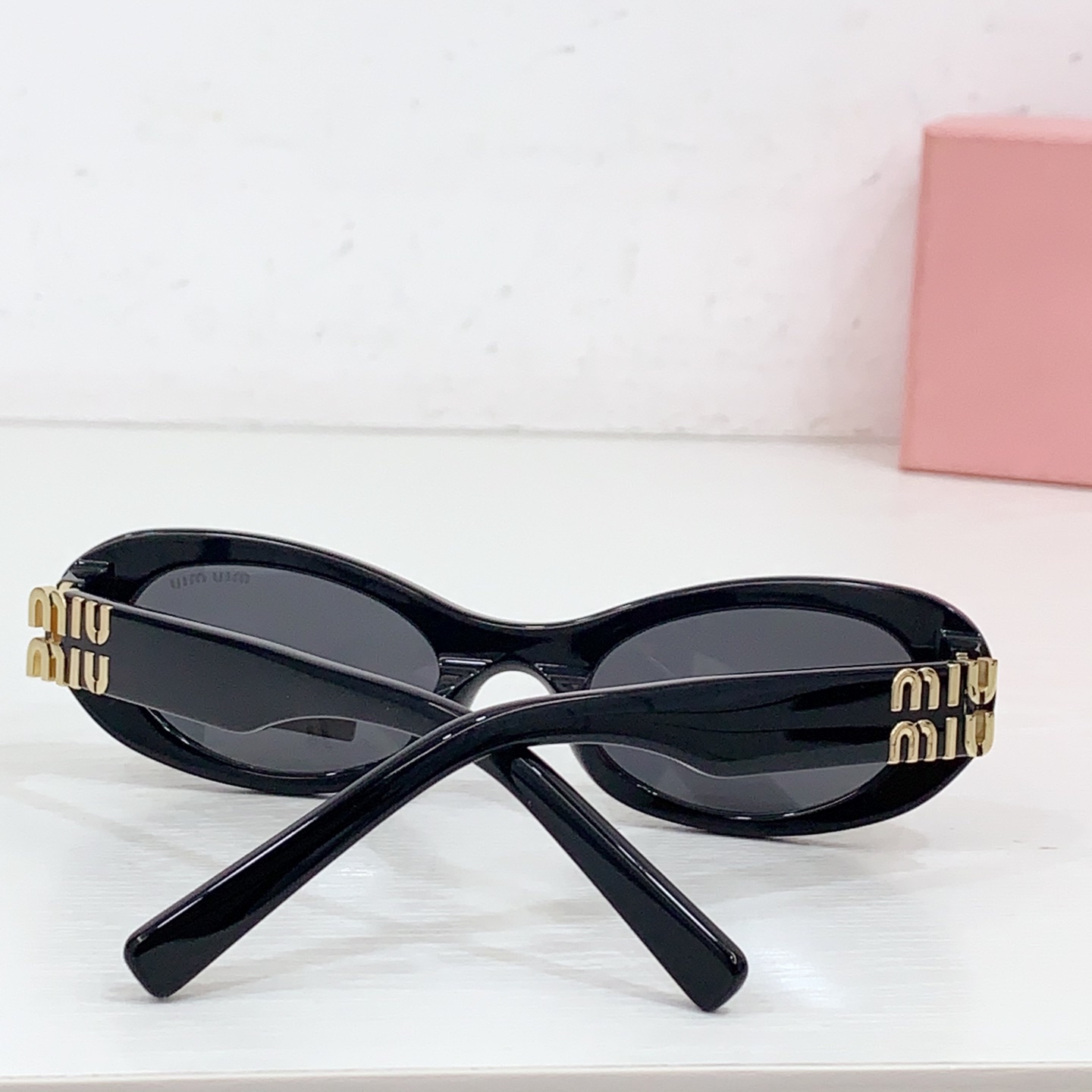 Miumiu Sunglass