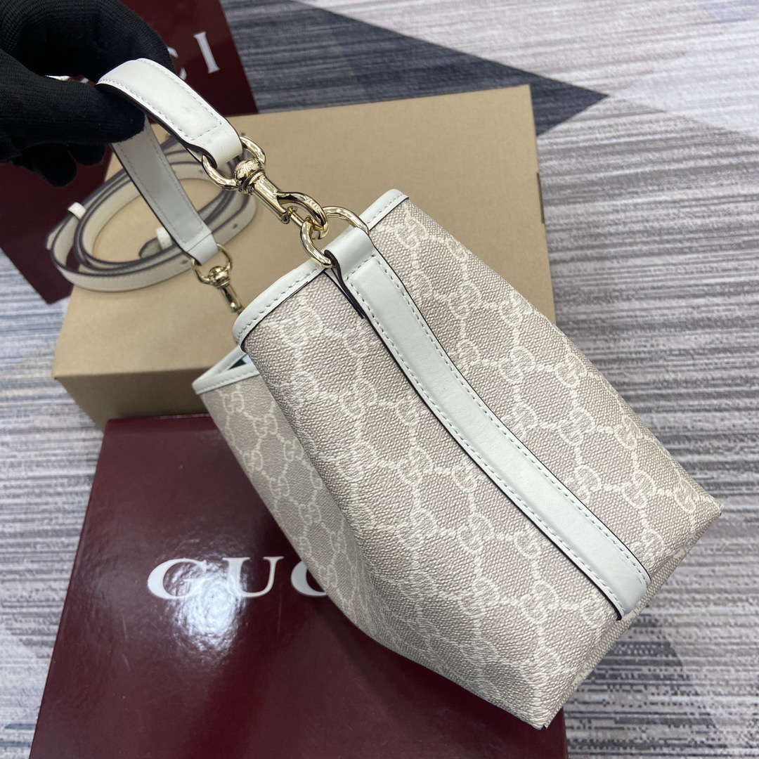 Gucci Emblem Tote Bag
