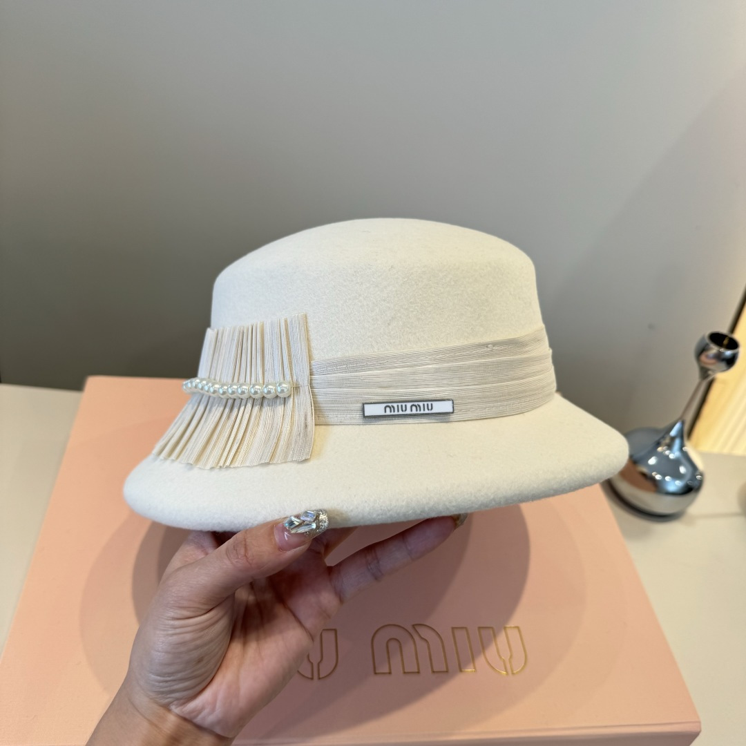 Miumiu Bucket Hat