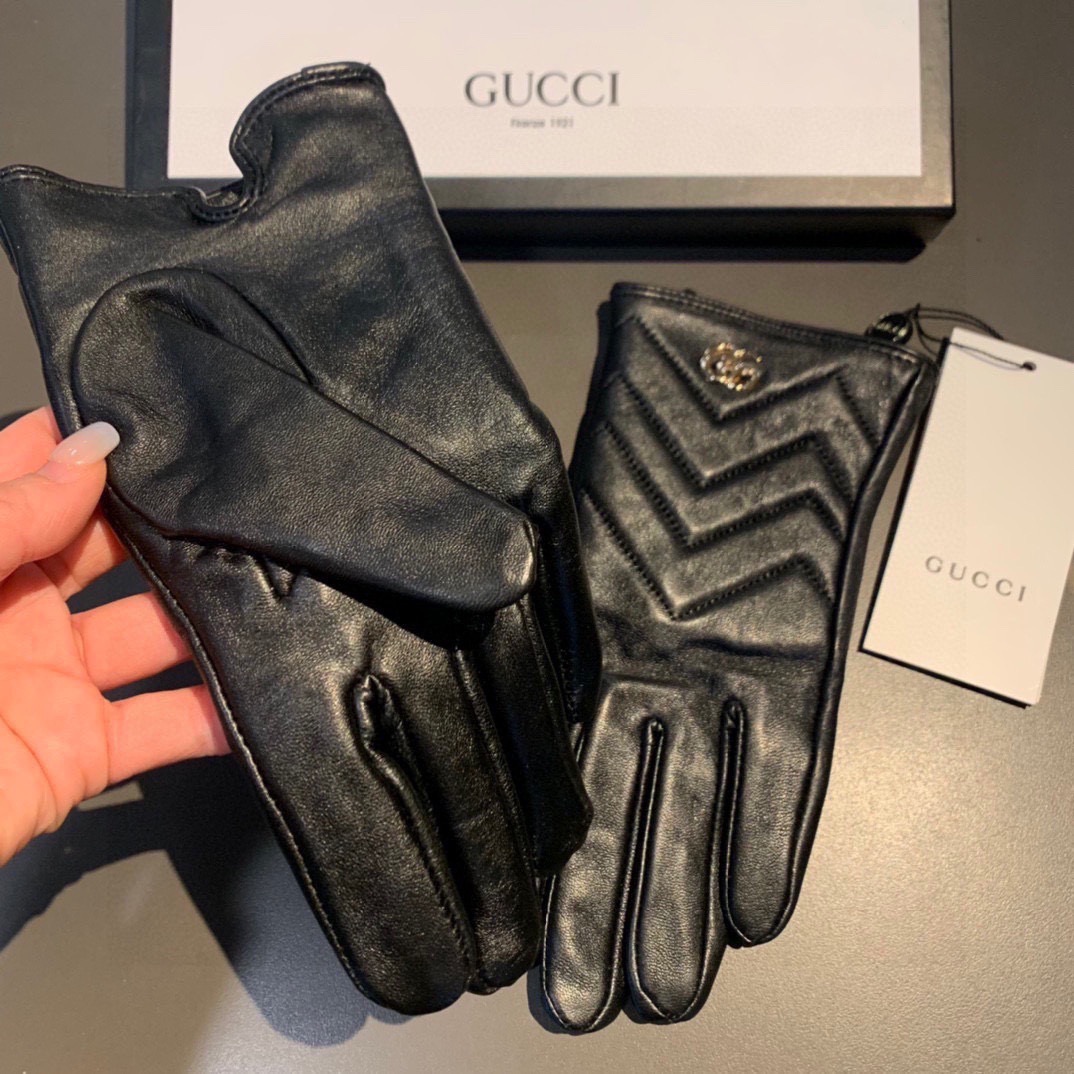 Gucci Gloves