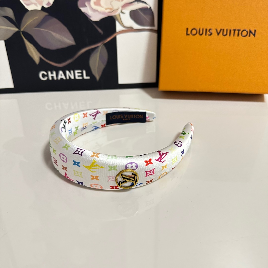 Louis Vuitton hair band