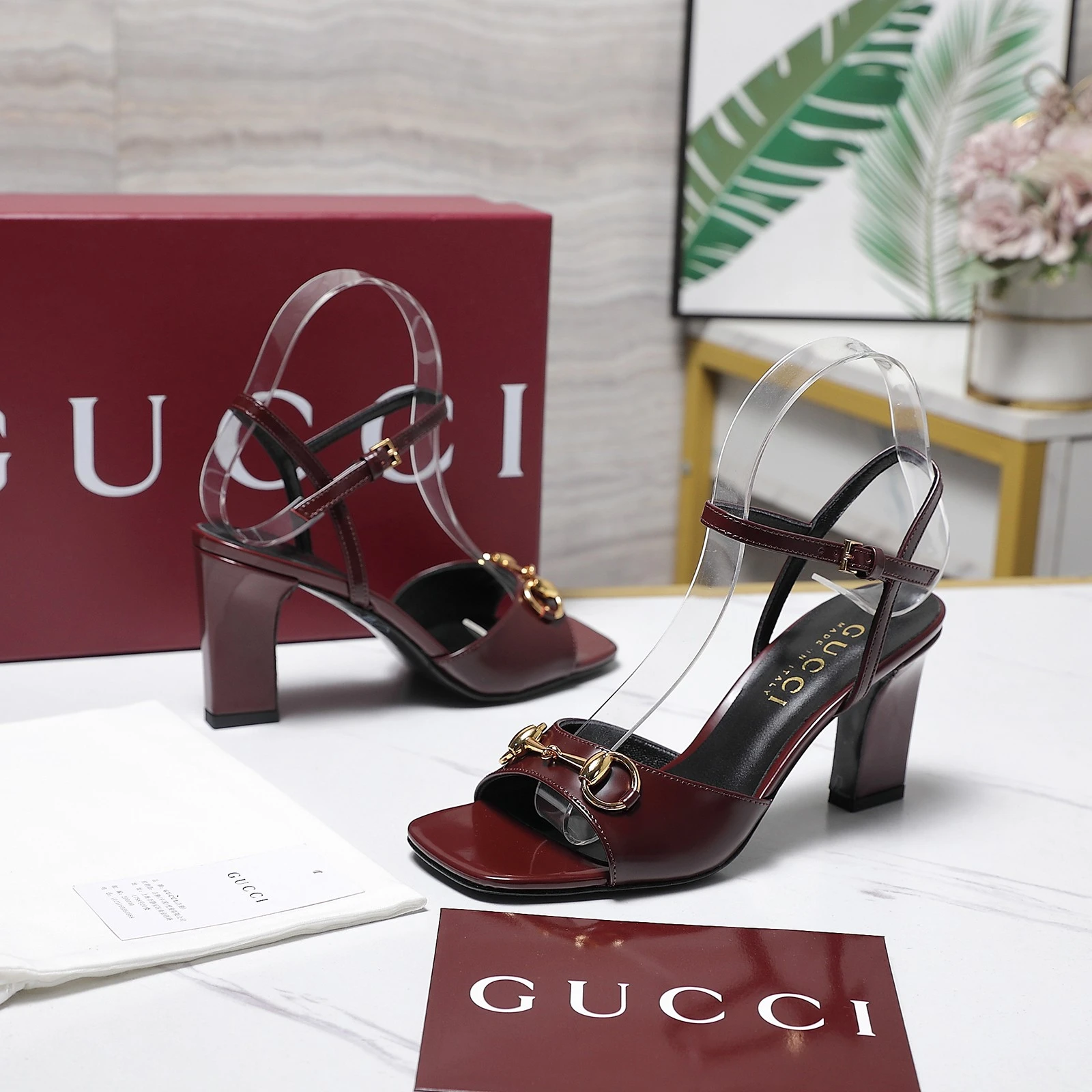 GUCCI New Spring Saddle-Strap Sandals