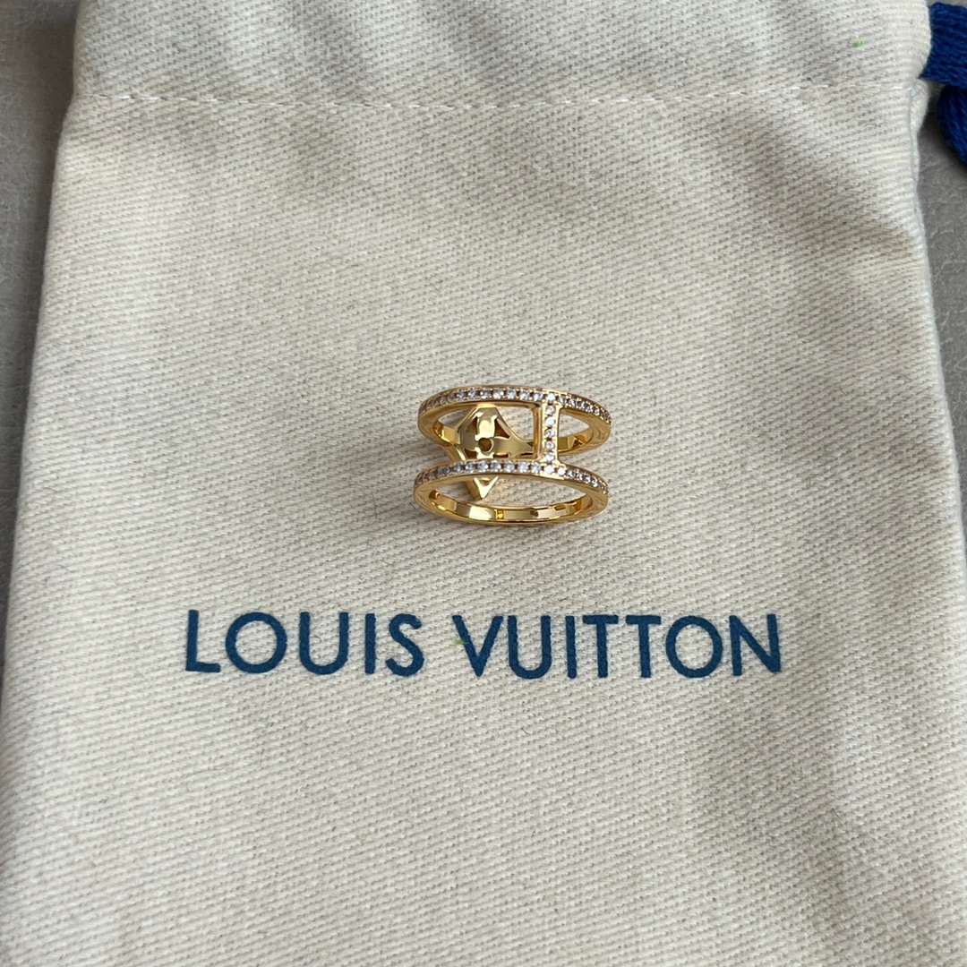 LV Ring