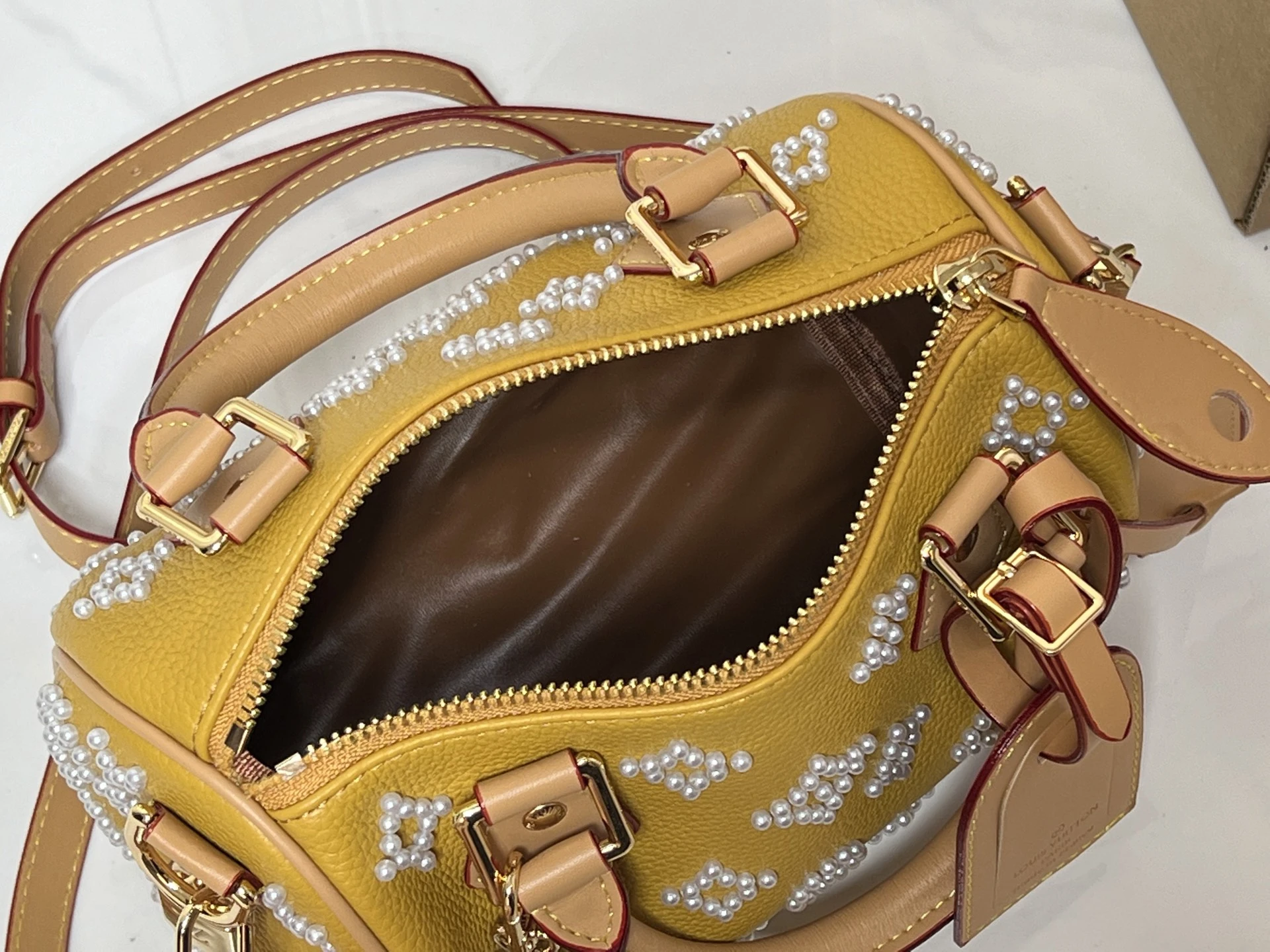 Louis Vuitton Speedy Bandoulière 20