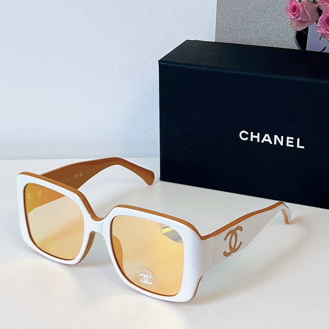 Chanel Sunglass