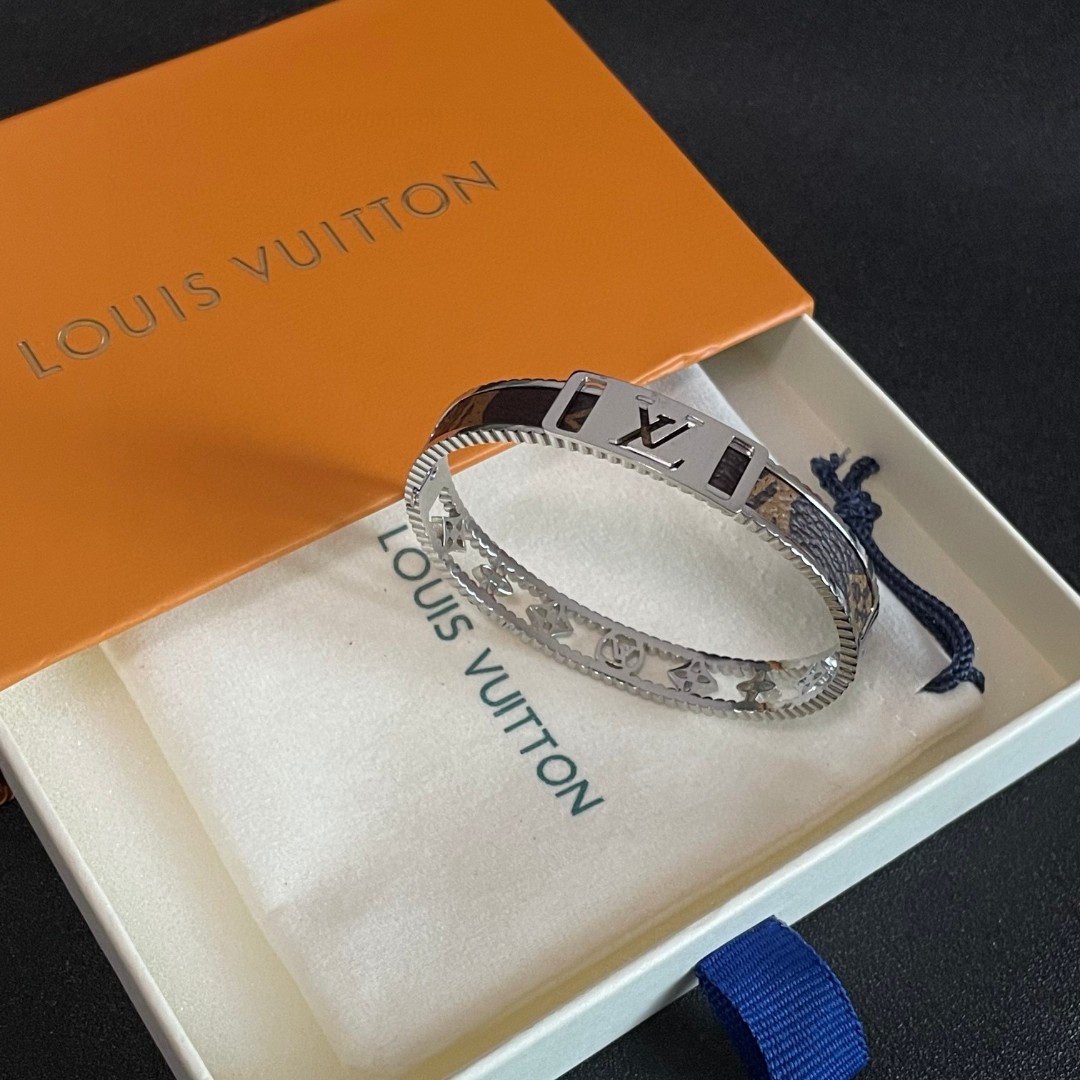 LV Bracelet