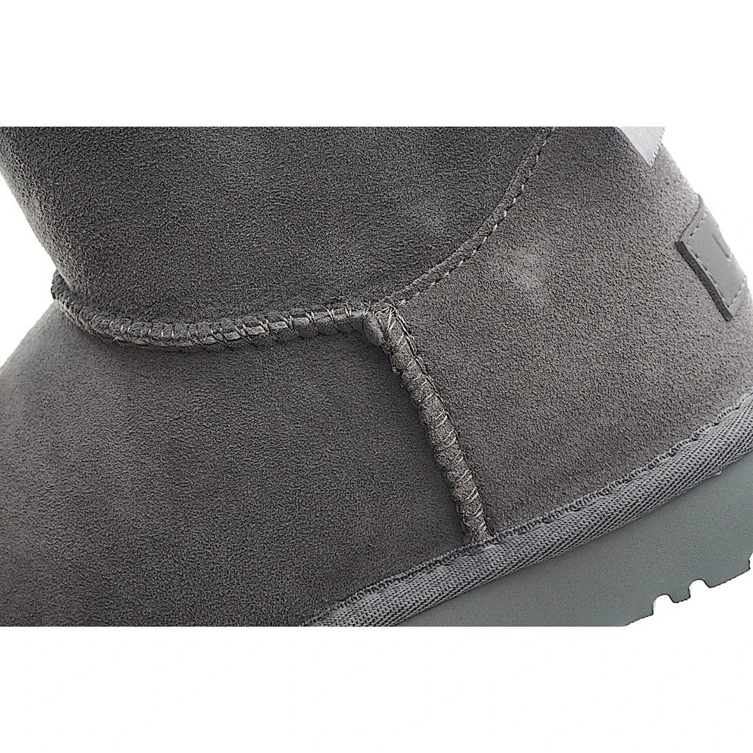 UGG Classic Mini series snow boots