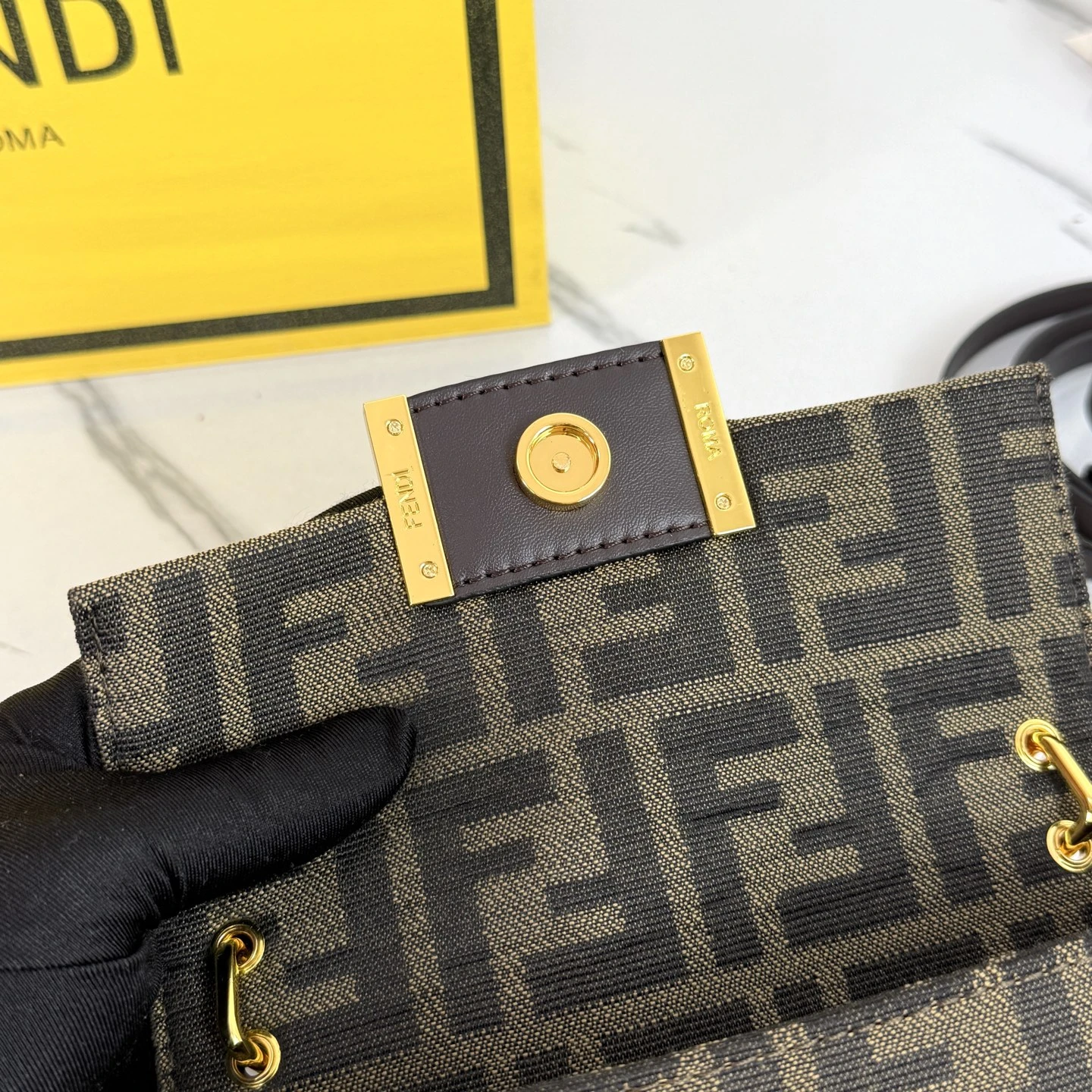 Fendi Baguette
