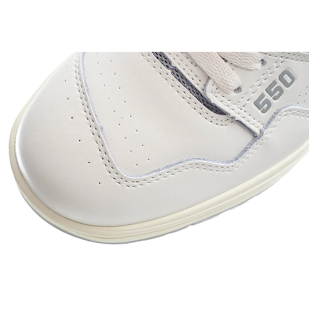 New Balance Low Top Casual Basketball Shoes