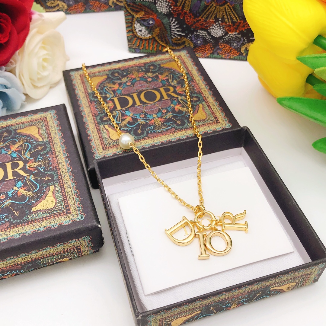 Dior Necklace