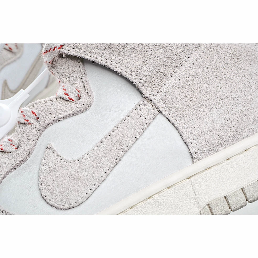 Nike SB Dunk High Pro &ldquo;Strawberry Cough