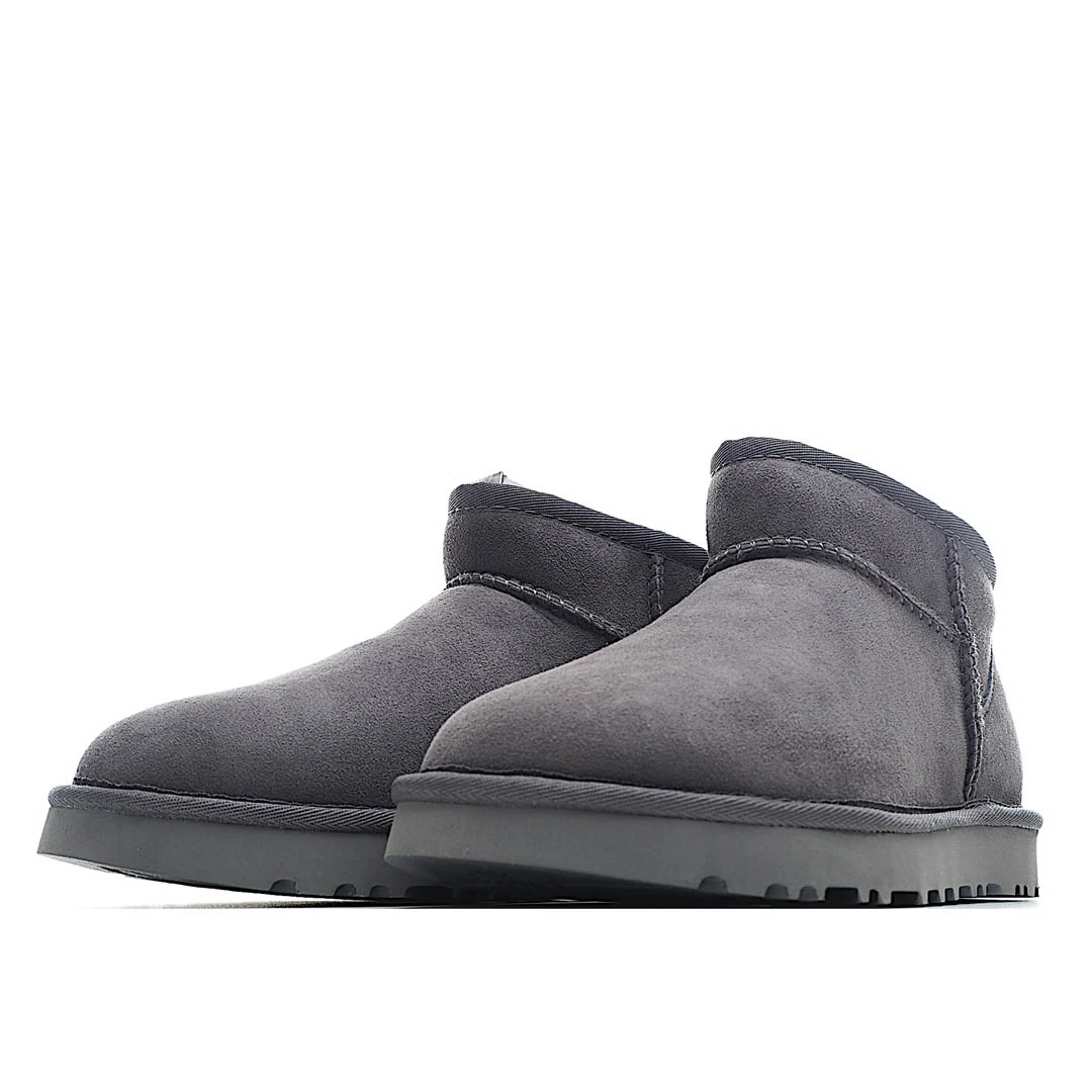 UGG Classic Mini series snow boots
