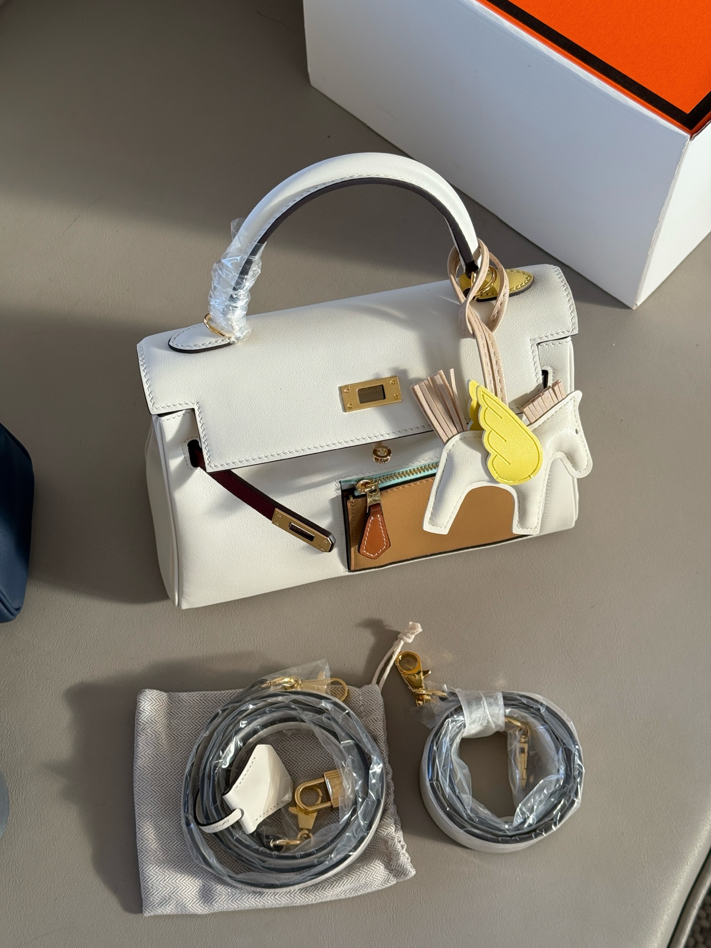 Hermes Kelly25
