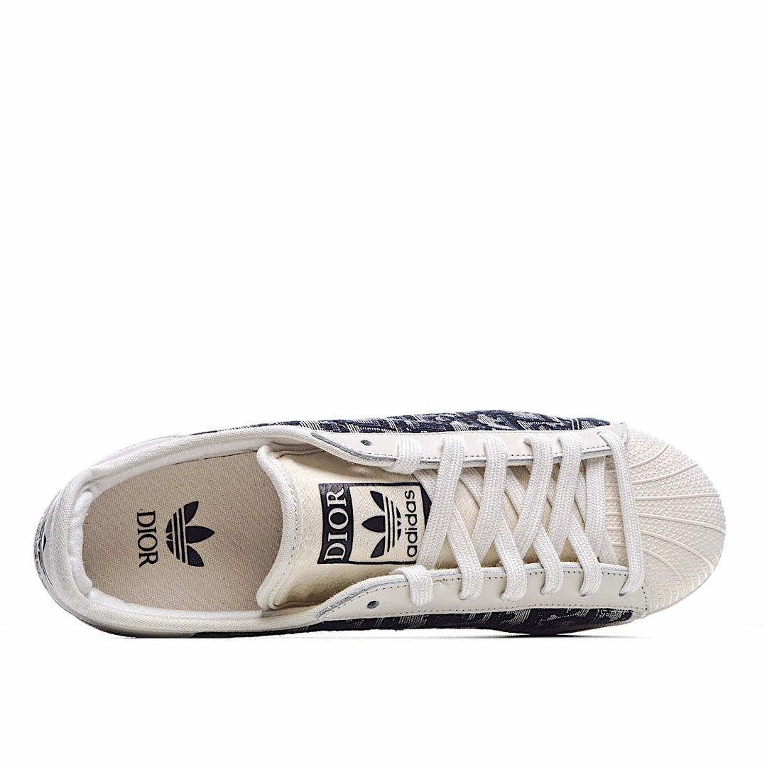 Adidas Superstar