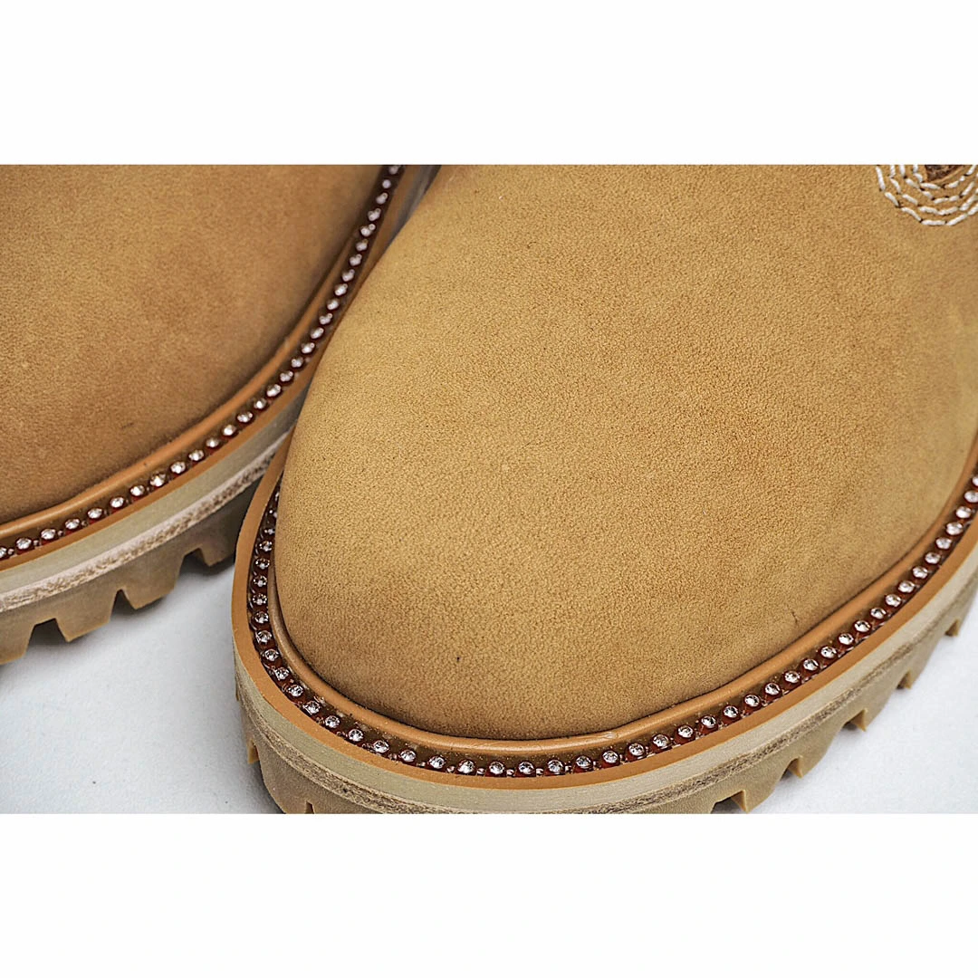 Timberland Classic High-Top Martin Boots