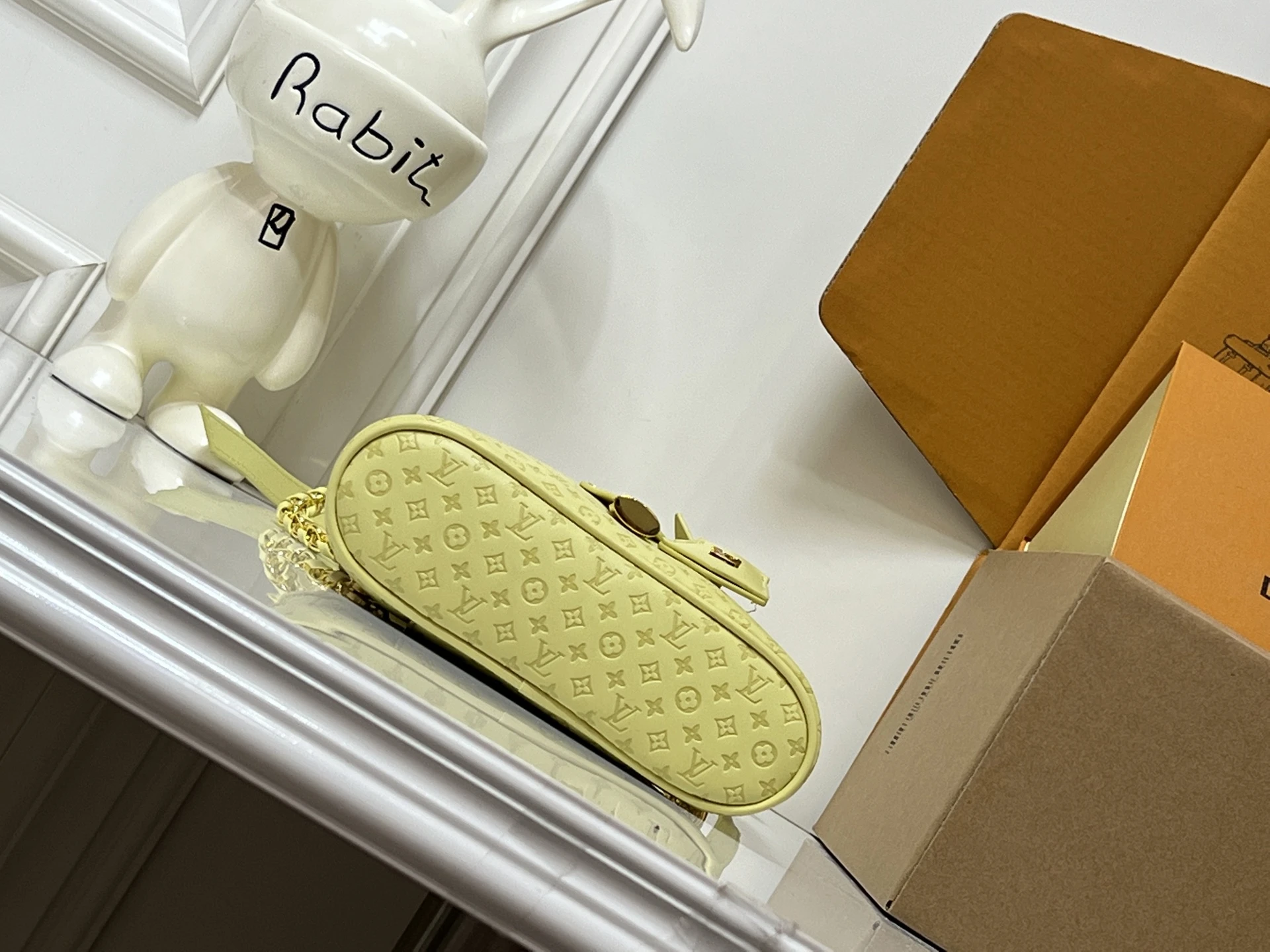LV Vanity Chain Pouch