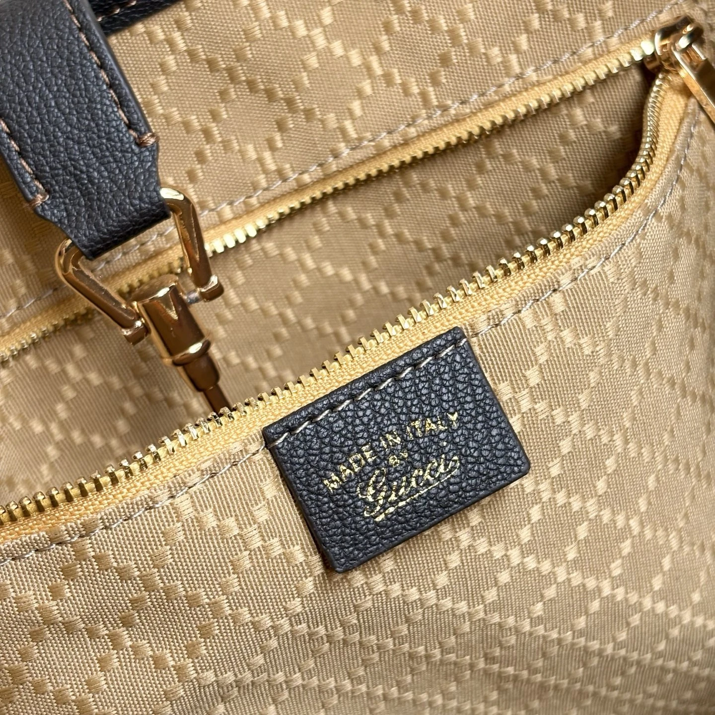 Gucci La Famiglia