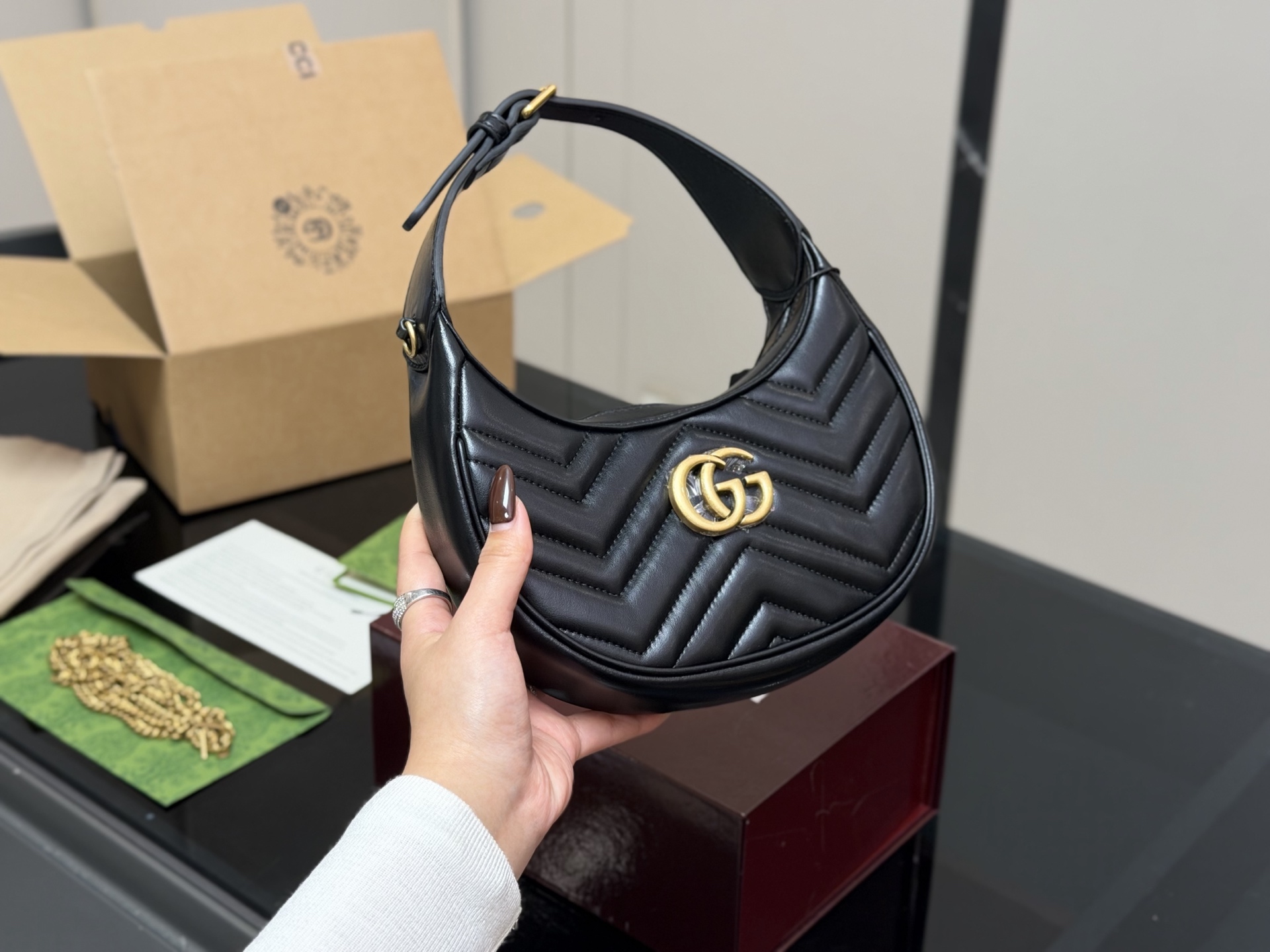 Gucci Marmont Loop Bag