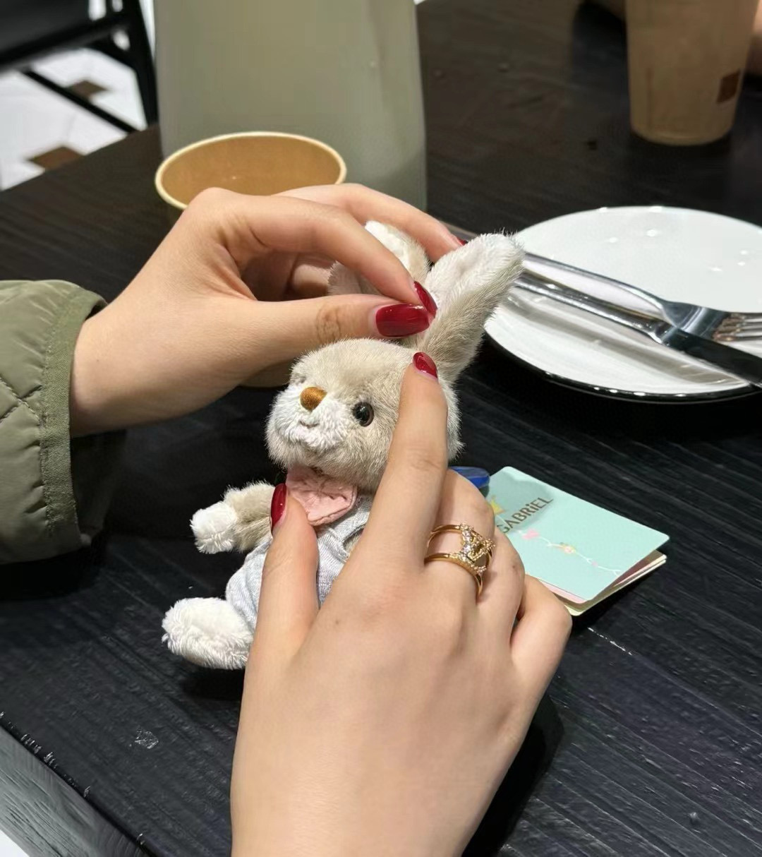 LV Rings