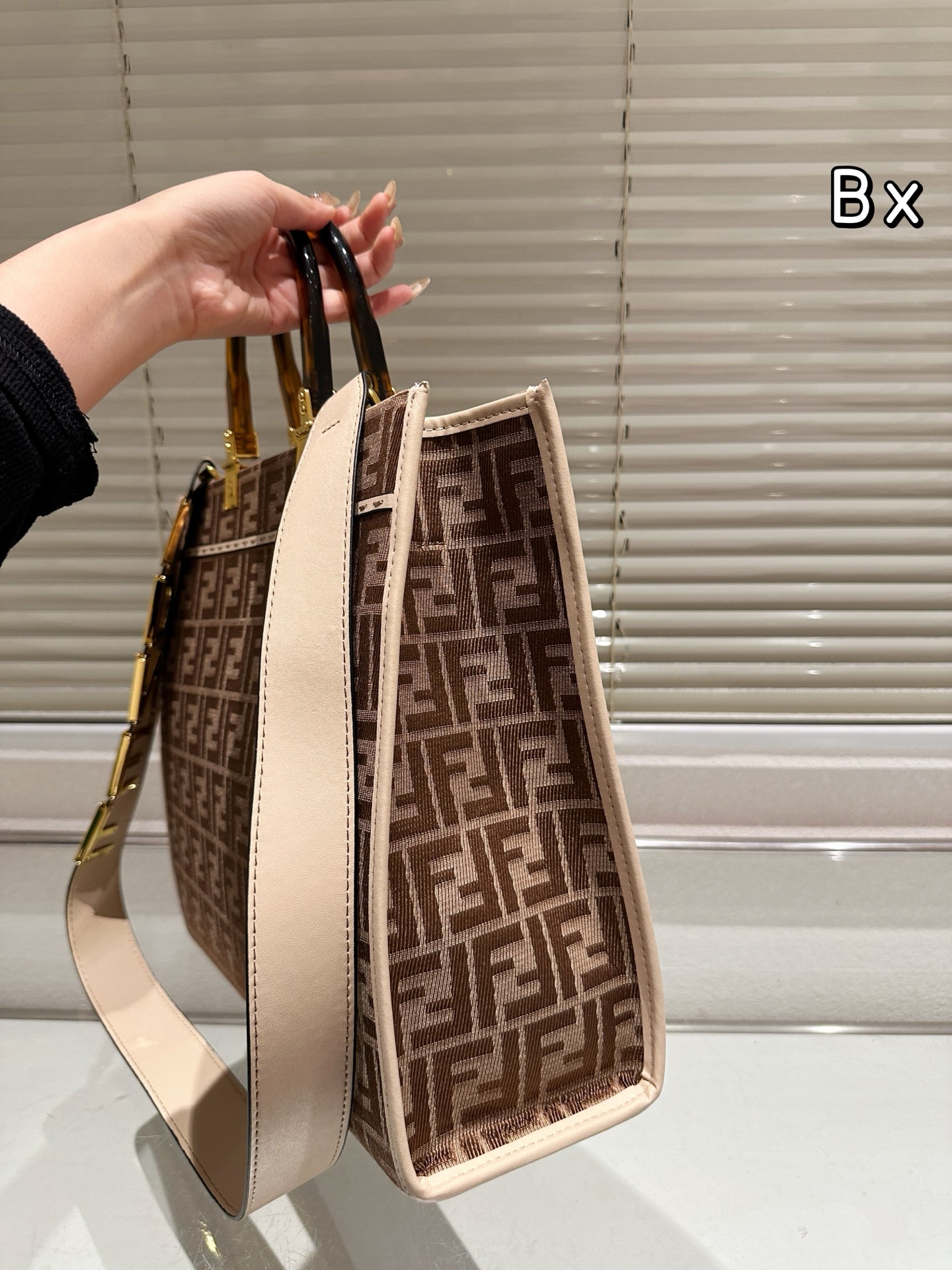 Fendi Sunshine Shopper Handbag