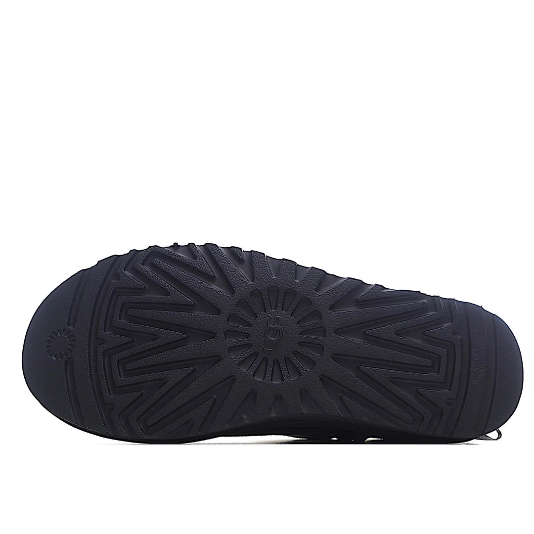 UGG Classic Mini series snow boots