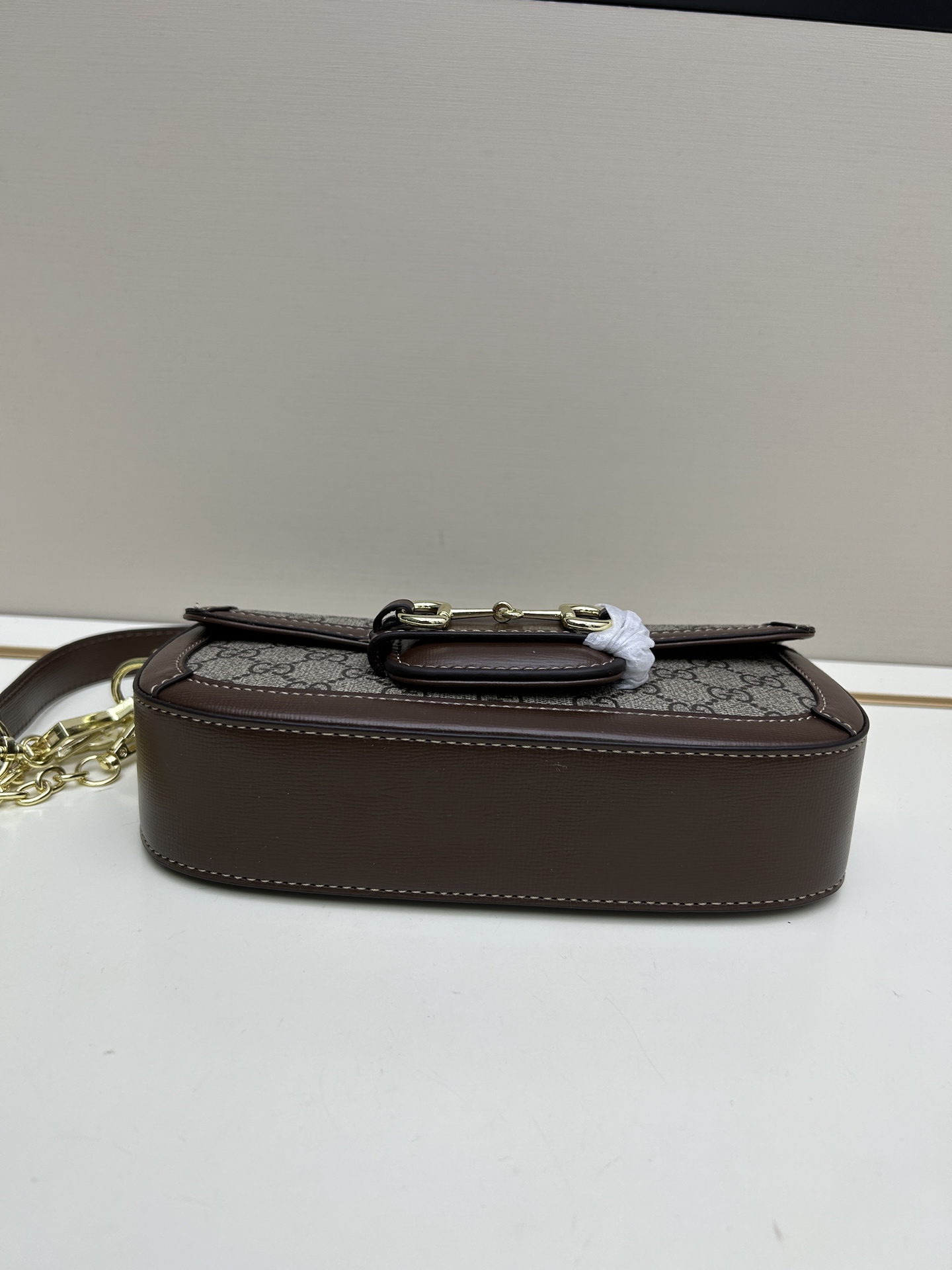 Gucci Horseneck Buckle Bag