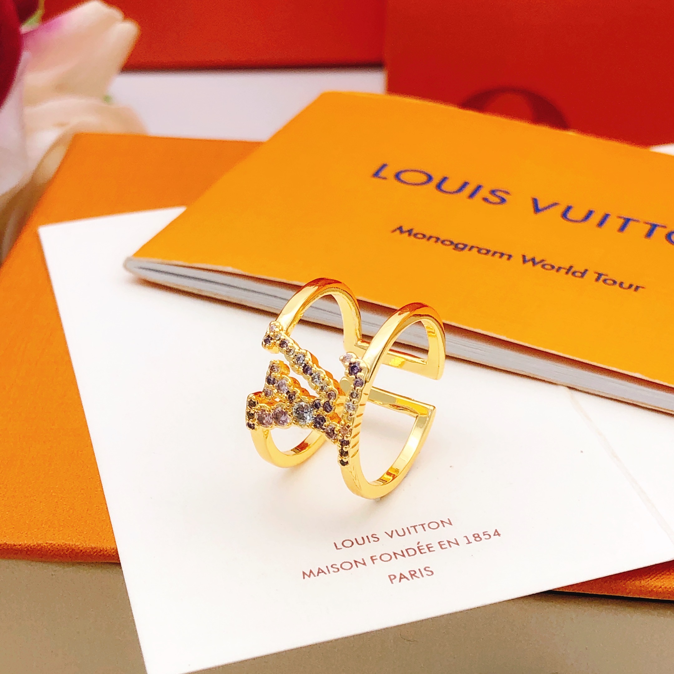LV Rings