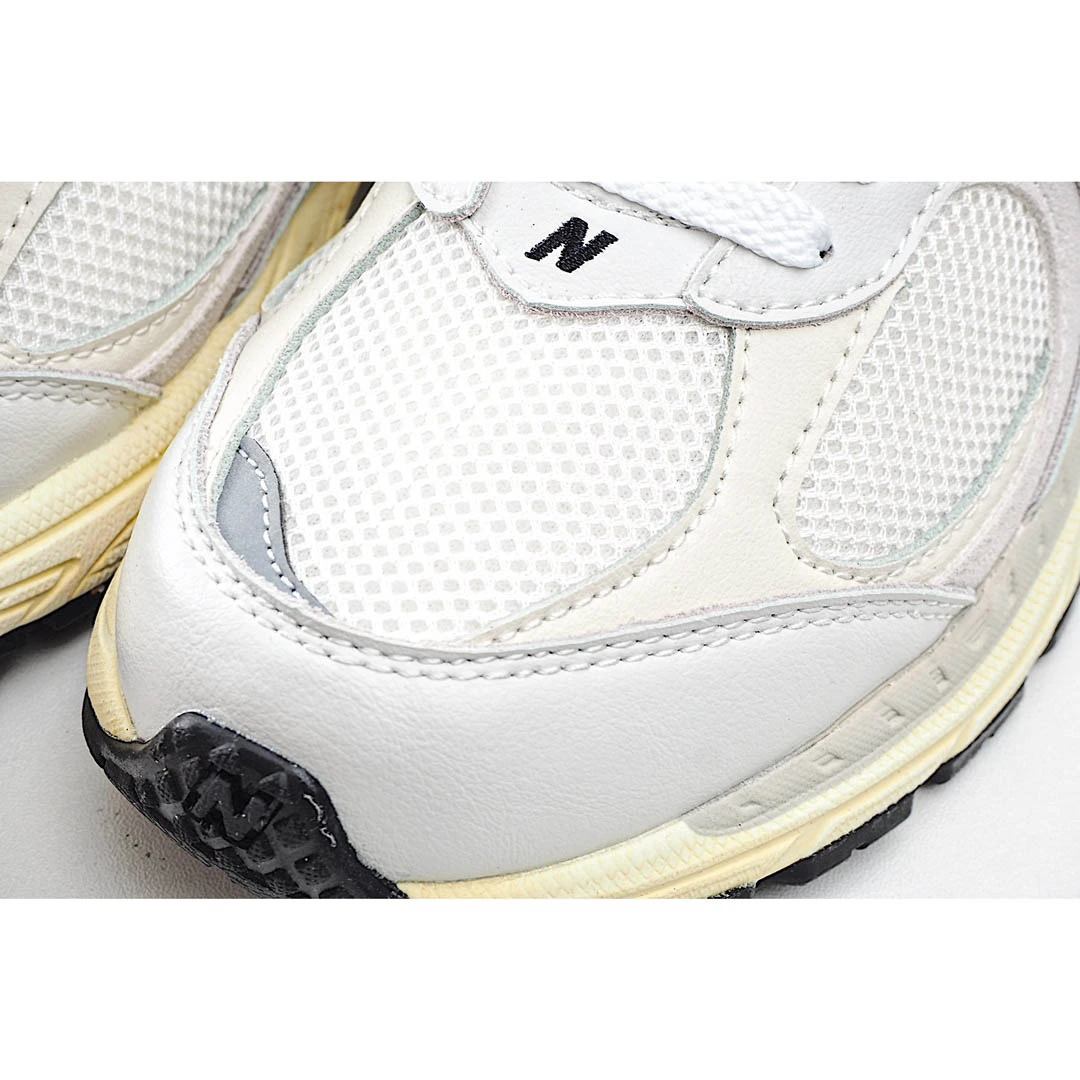 NEW BALANCE casual running shoes