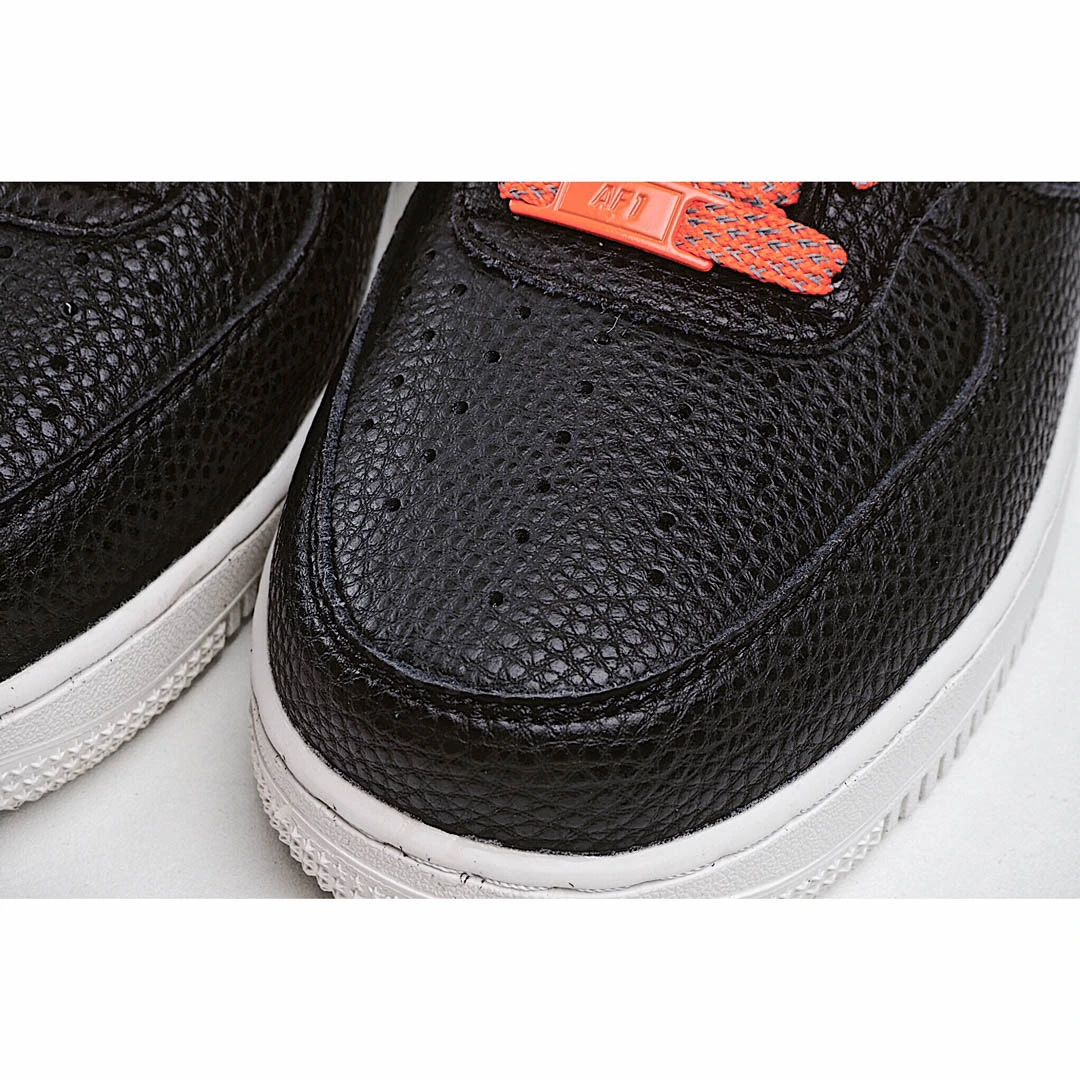 Nike Air Force 107 LV8 x Stranger Things &ldquo;Hawkins High&rdquo;