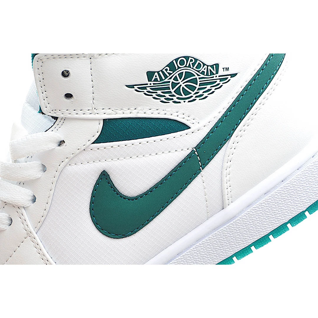 Air Jordan 1 Mid 'Mystic Green'
