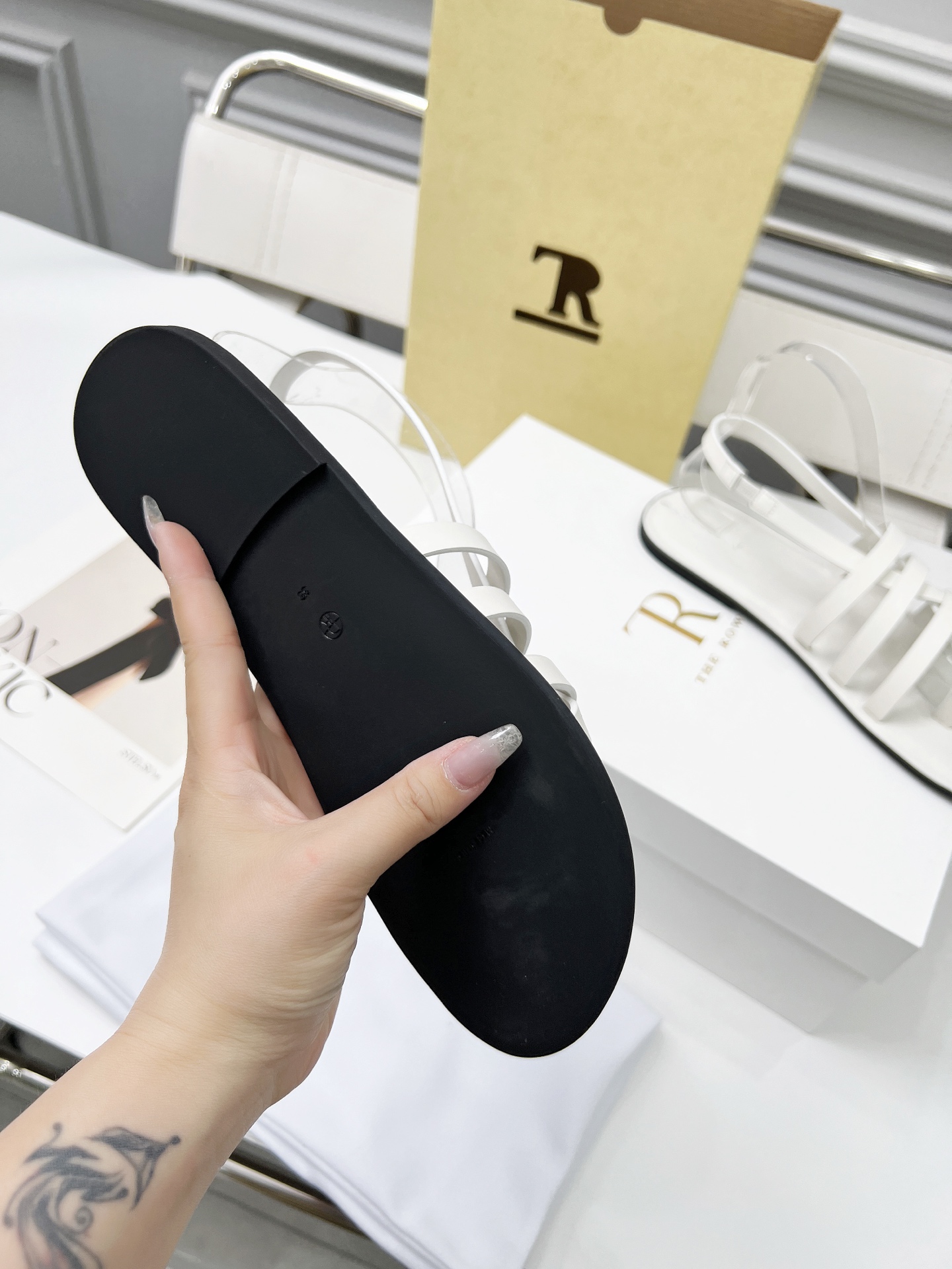 The row Slippers