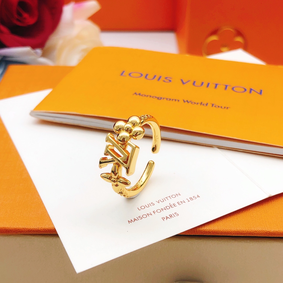 LV Ring