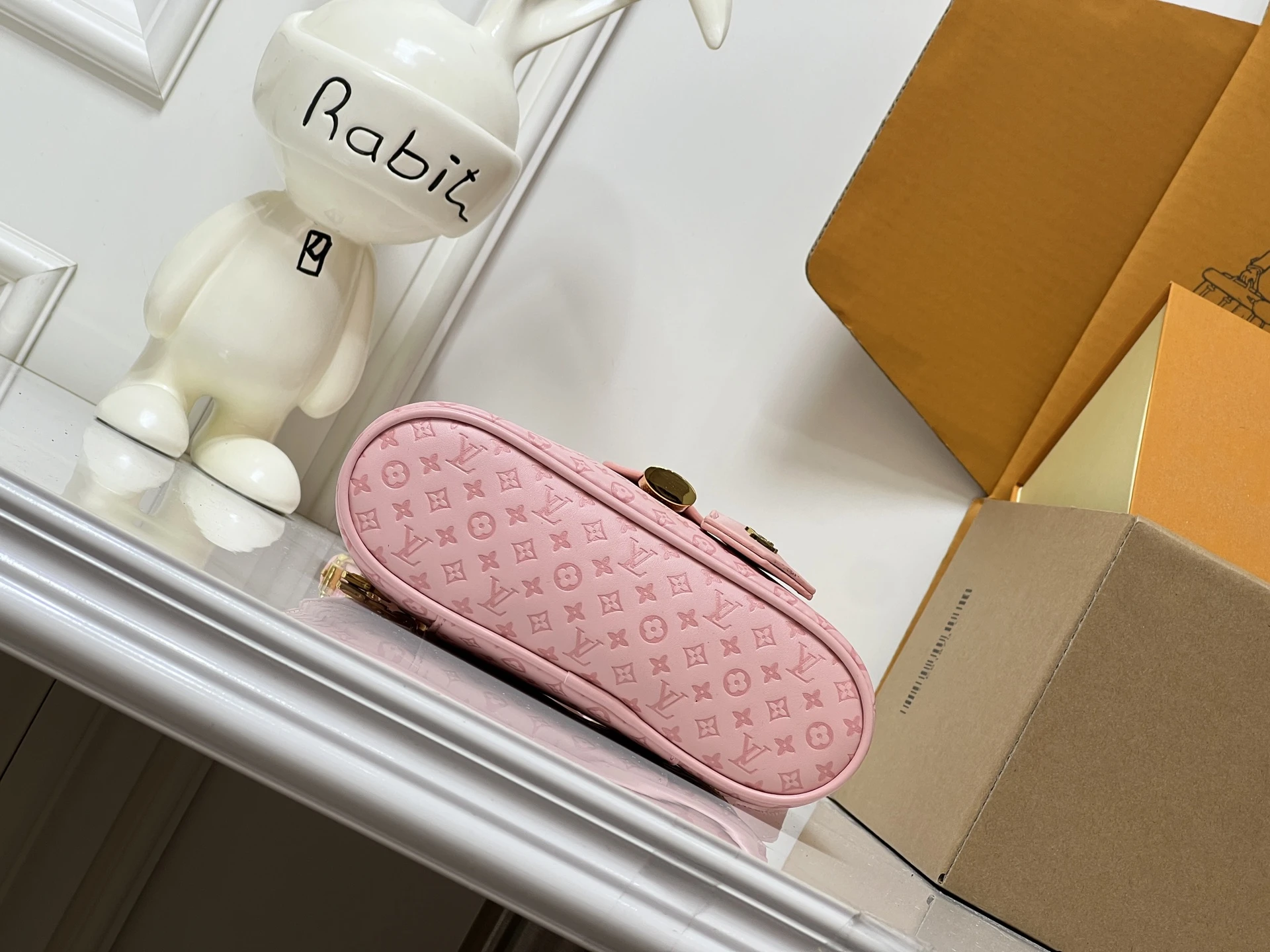 LV Vanity Chain Pouch