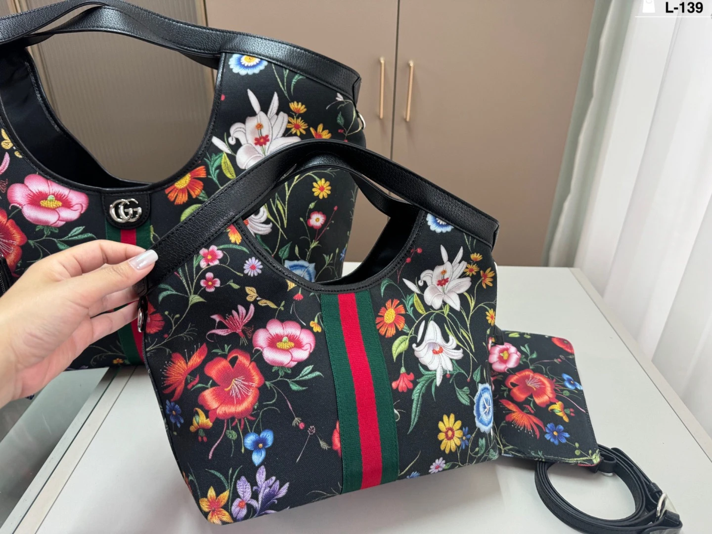 Gucci Giglio Tote Bag