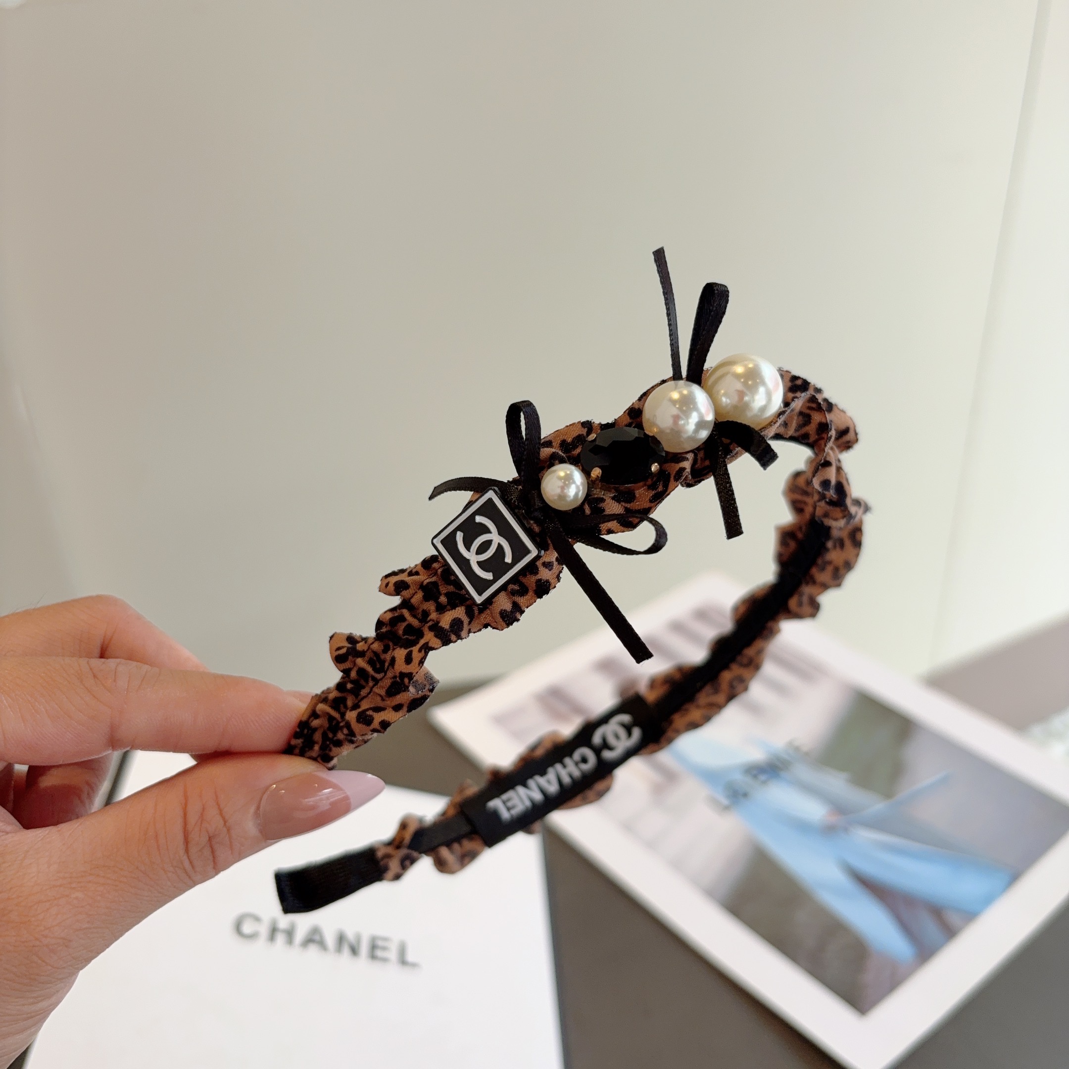 Chanel hairband