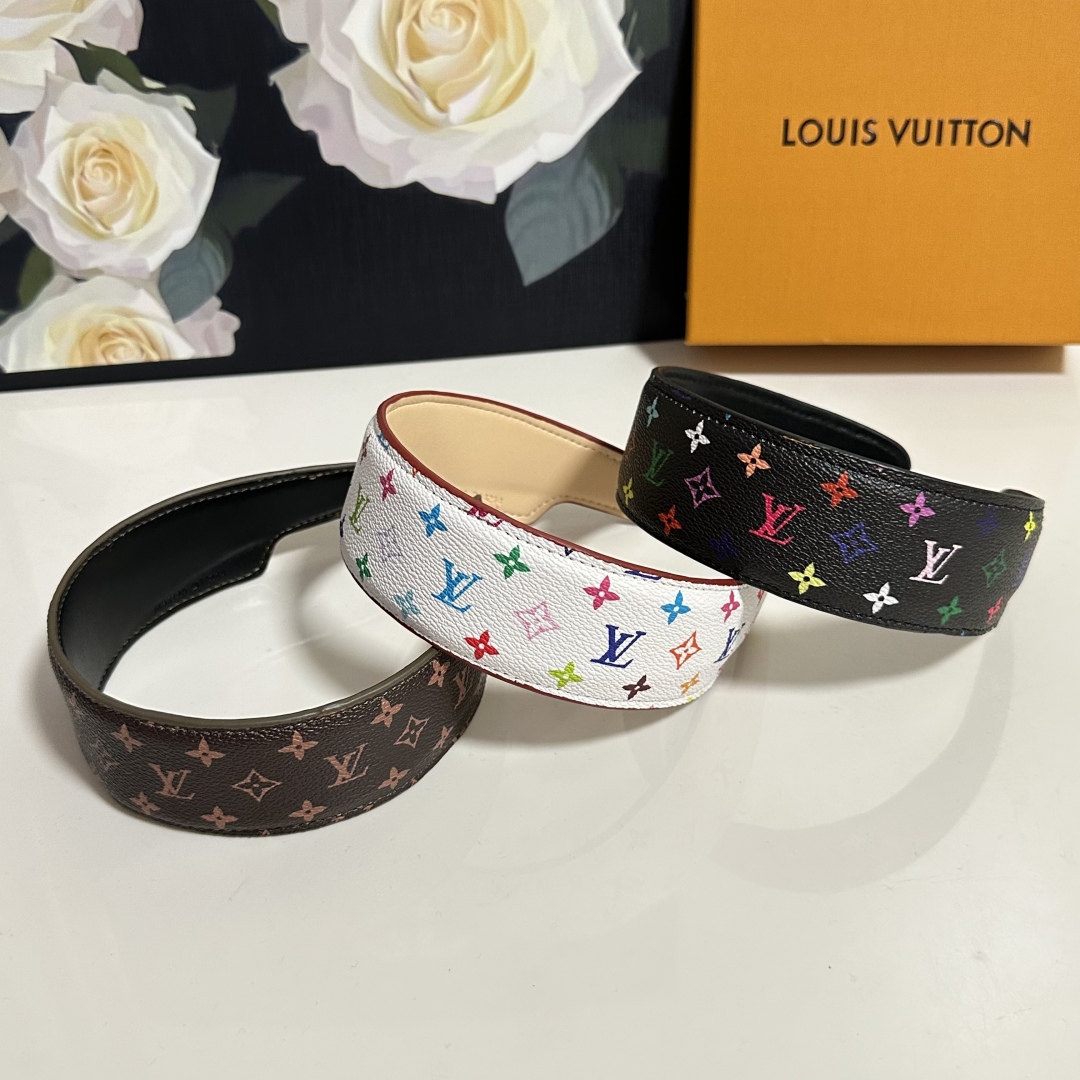 Louis Vuitton hair band