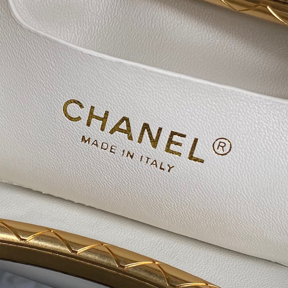 CHANEL Clutch