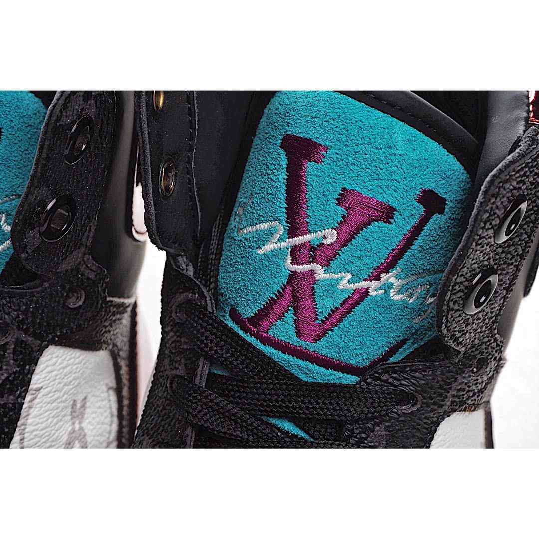 Louis Vuitton Squad Sneaker High High-Top Sneakers
