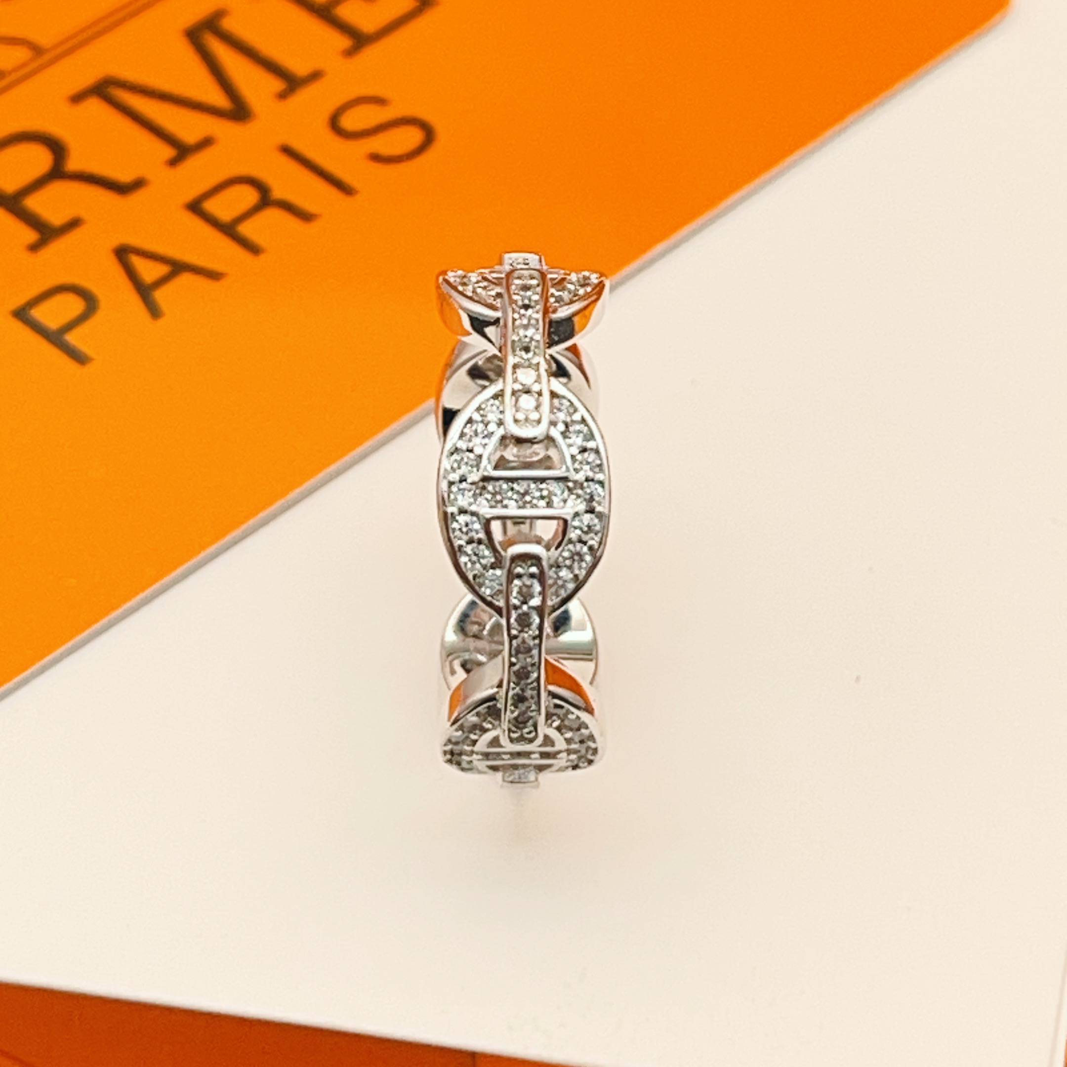 Hermes Ring