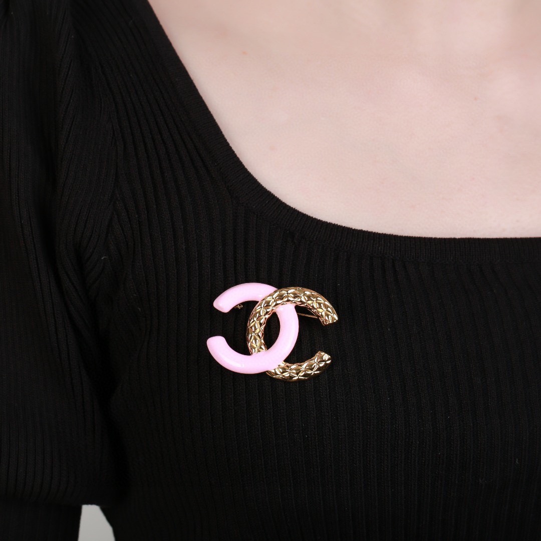 CHANEL Brooch