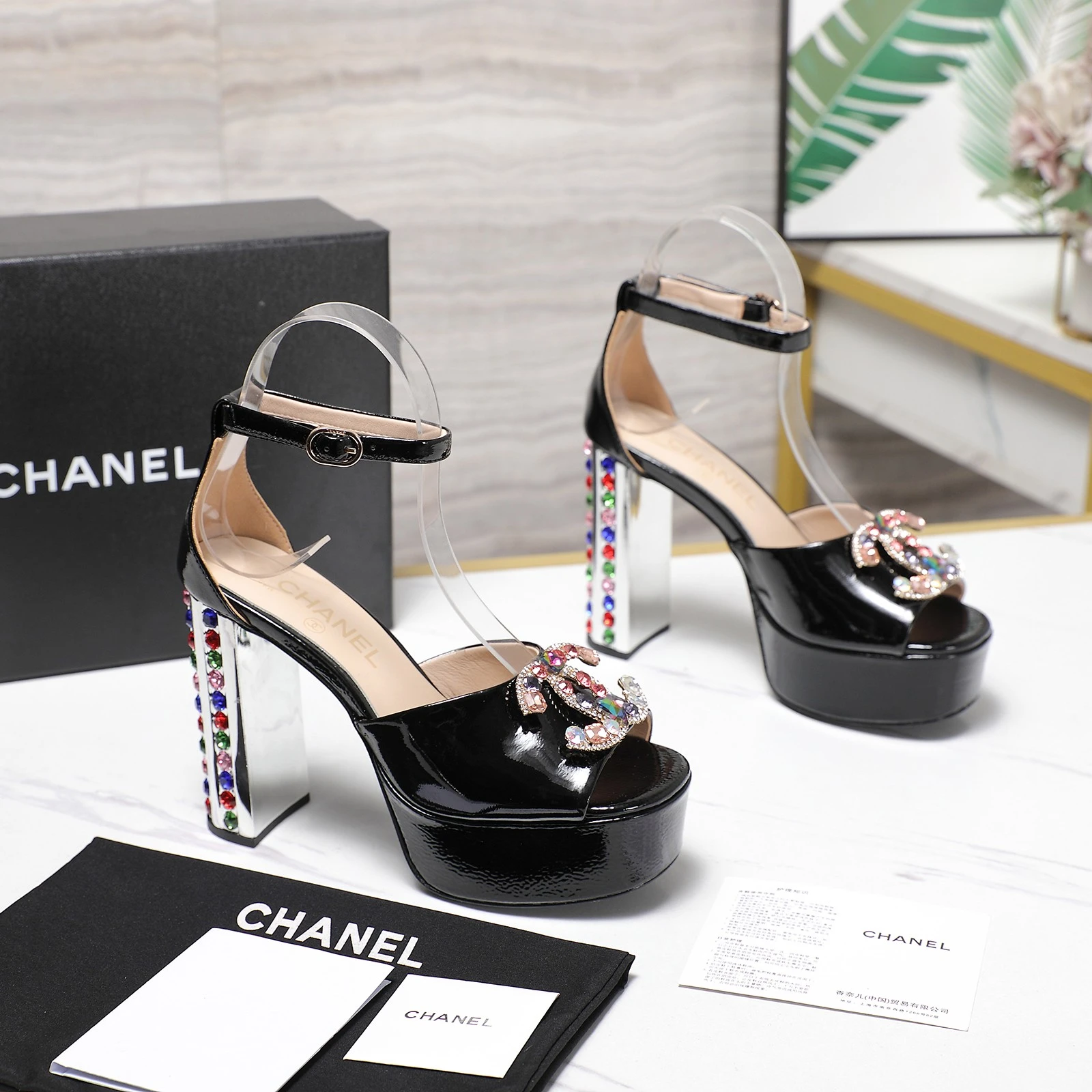 CHANEL Classic Diamond Heel+Double C Diamond Button Sandals